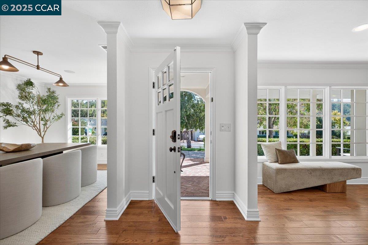 133 Lombardy Ln