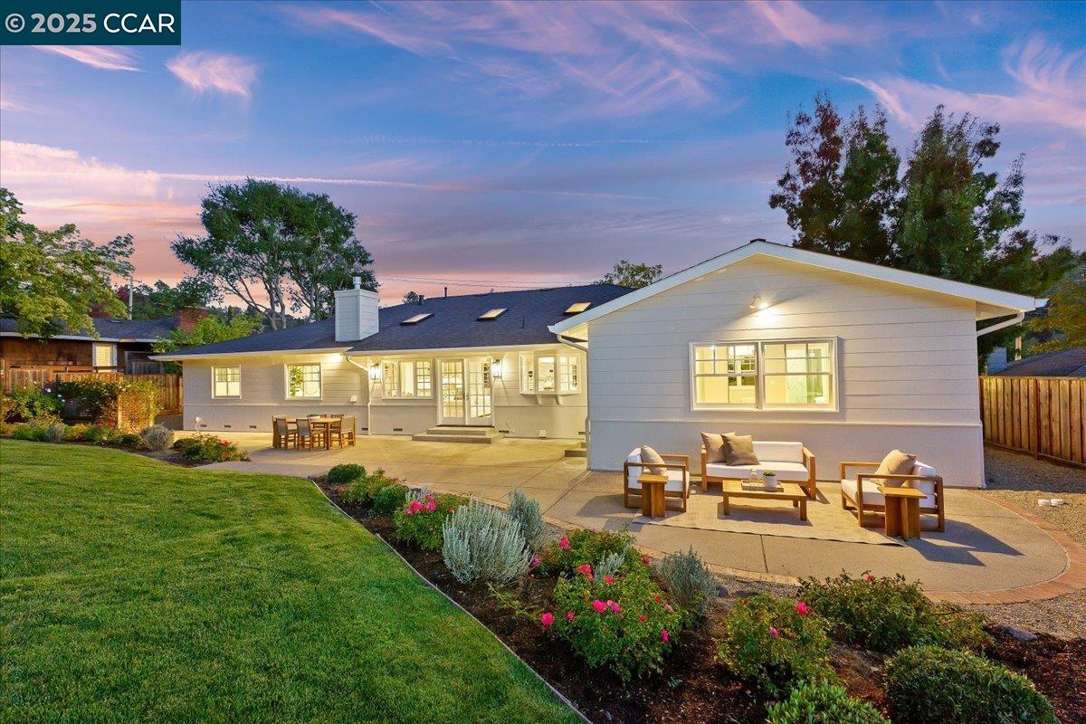 133 Lombardy Ln