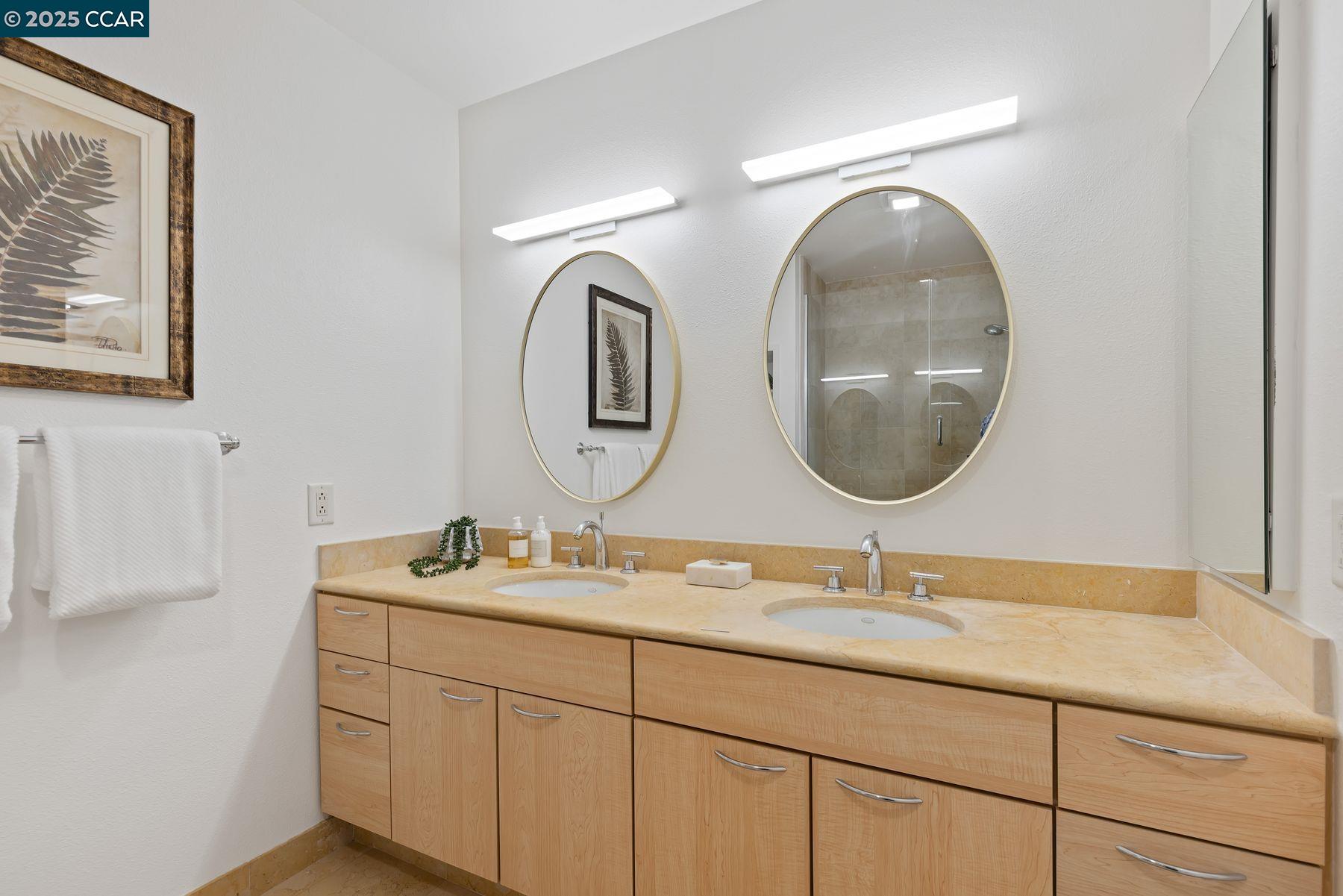 1 Lakeside Dr # 1404