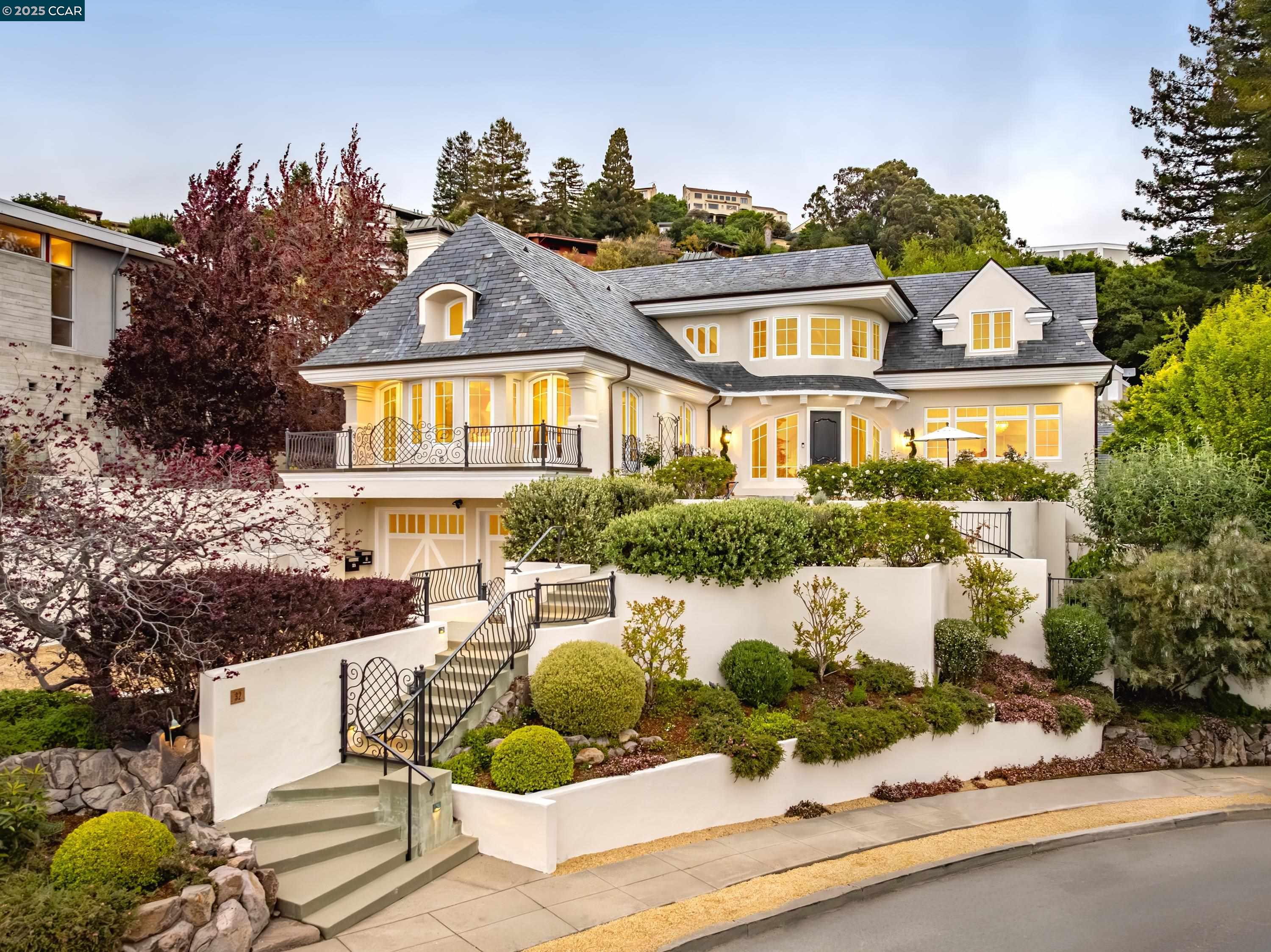 32 Vicente Rd