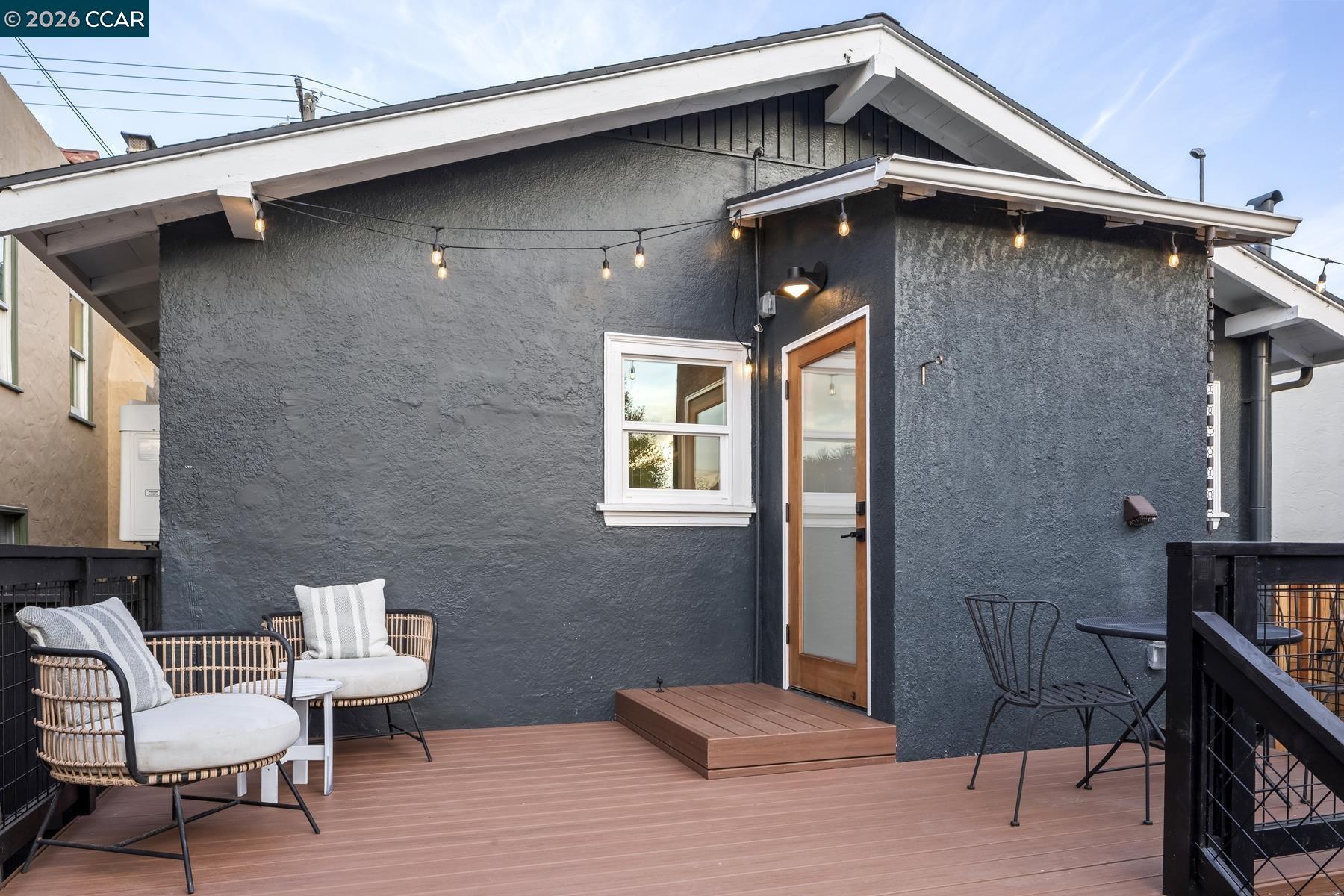918 Pomona Ave