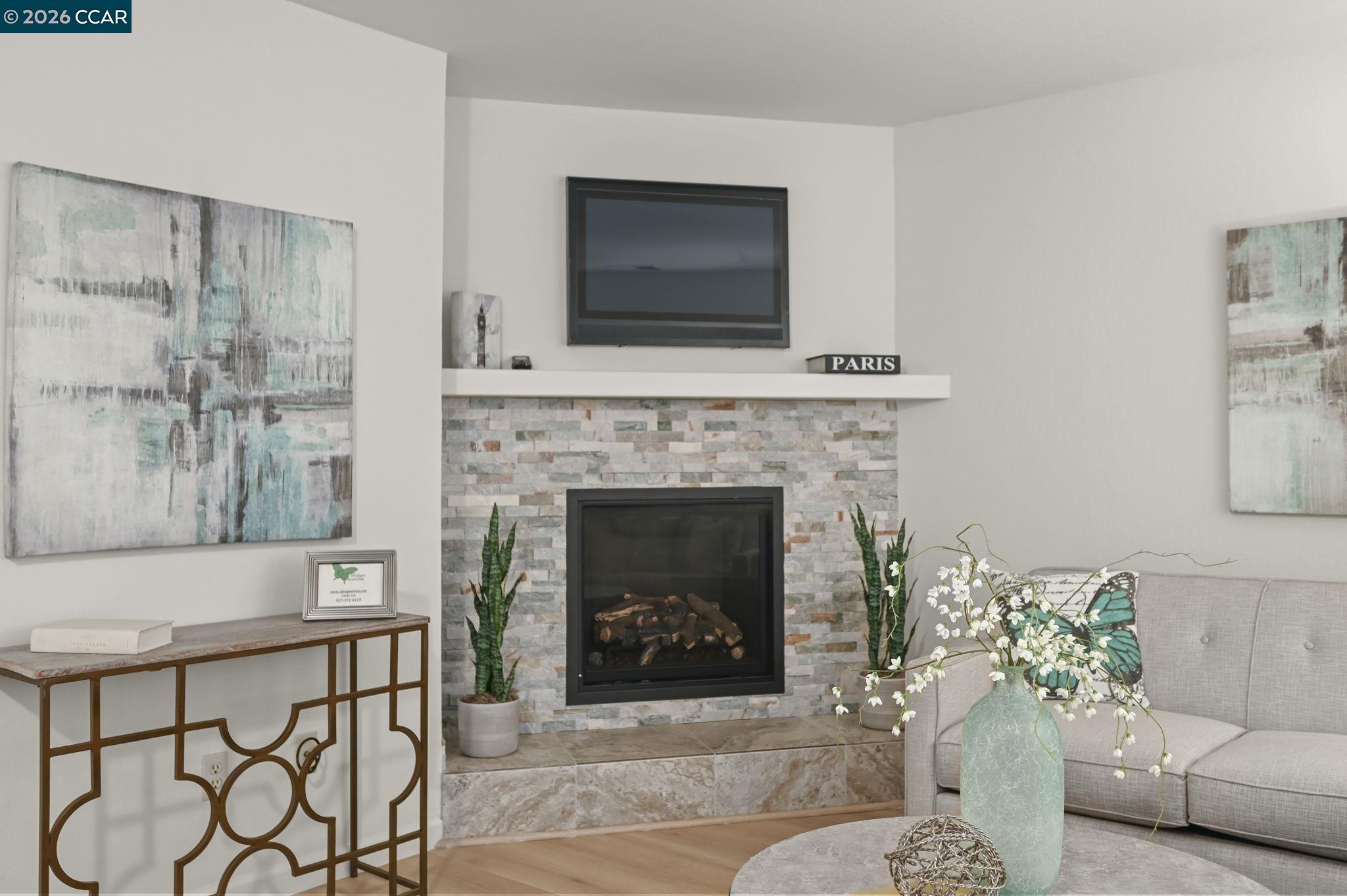 442 Westcliffe Pl.