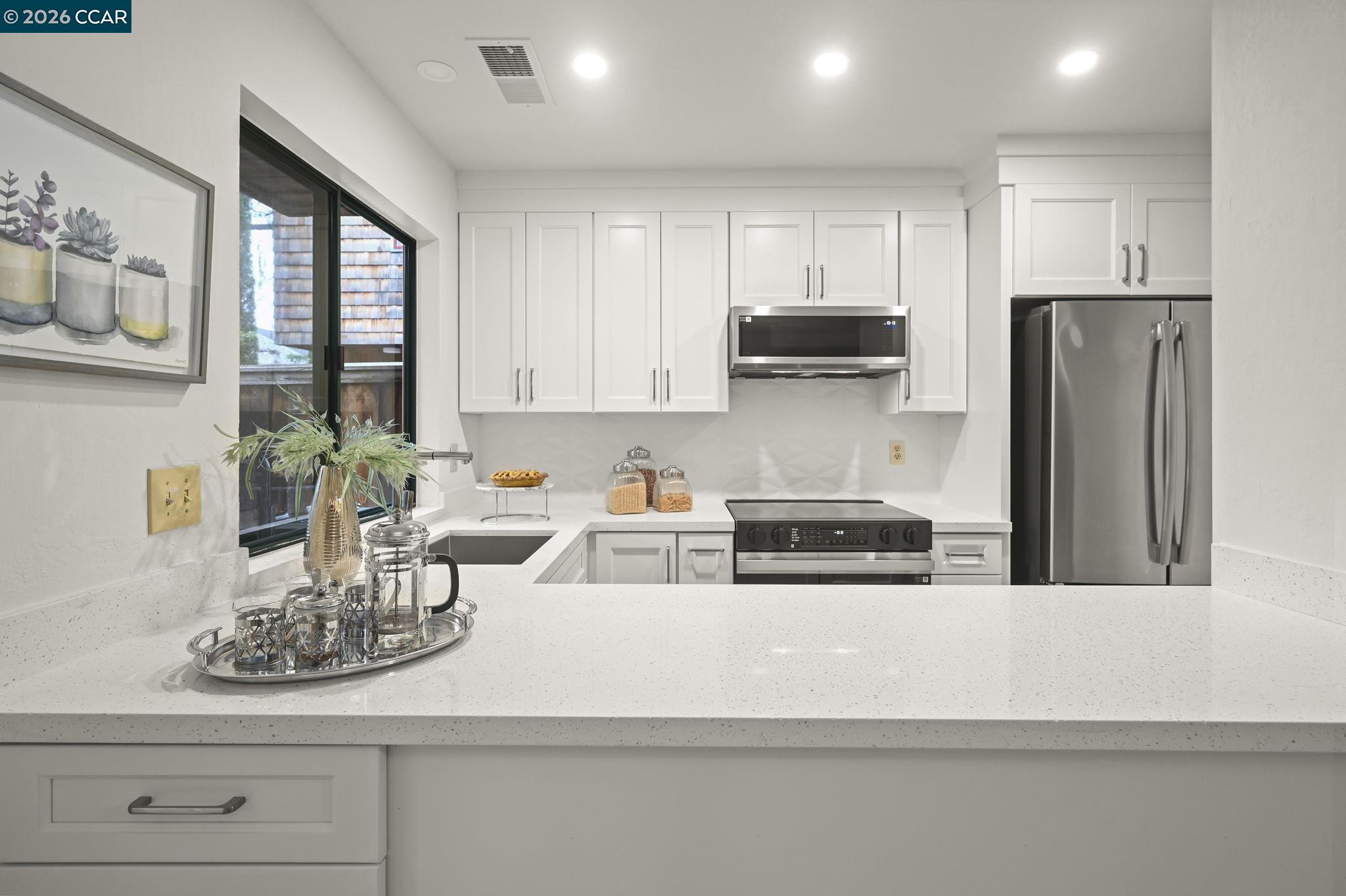 442 Westcliffe Pl.