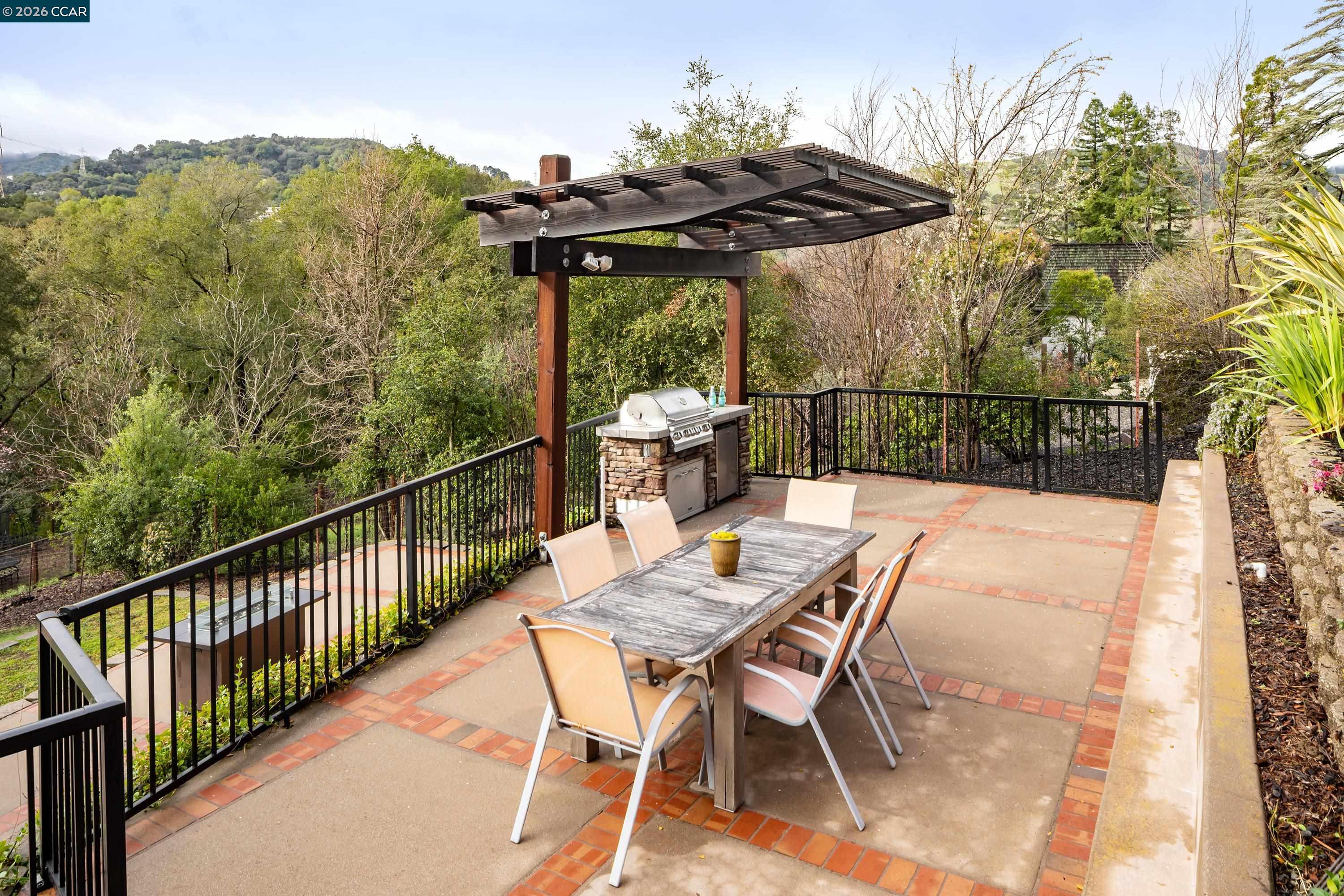 28 Southwood Dr
