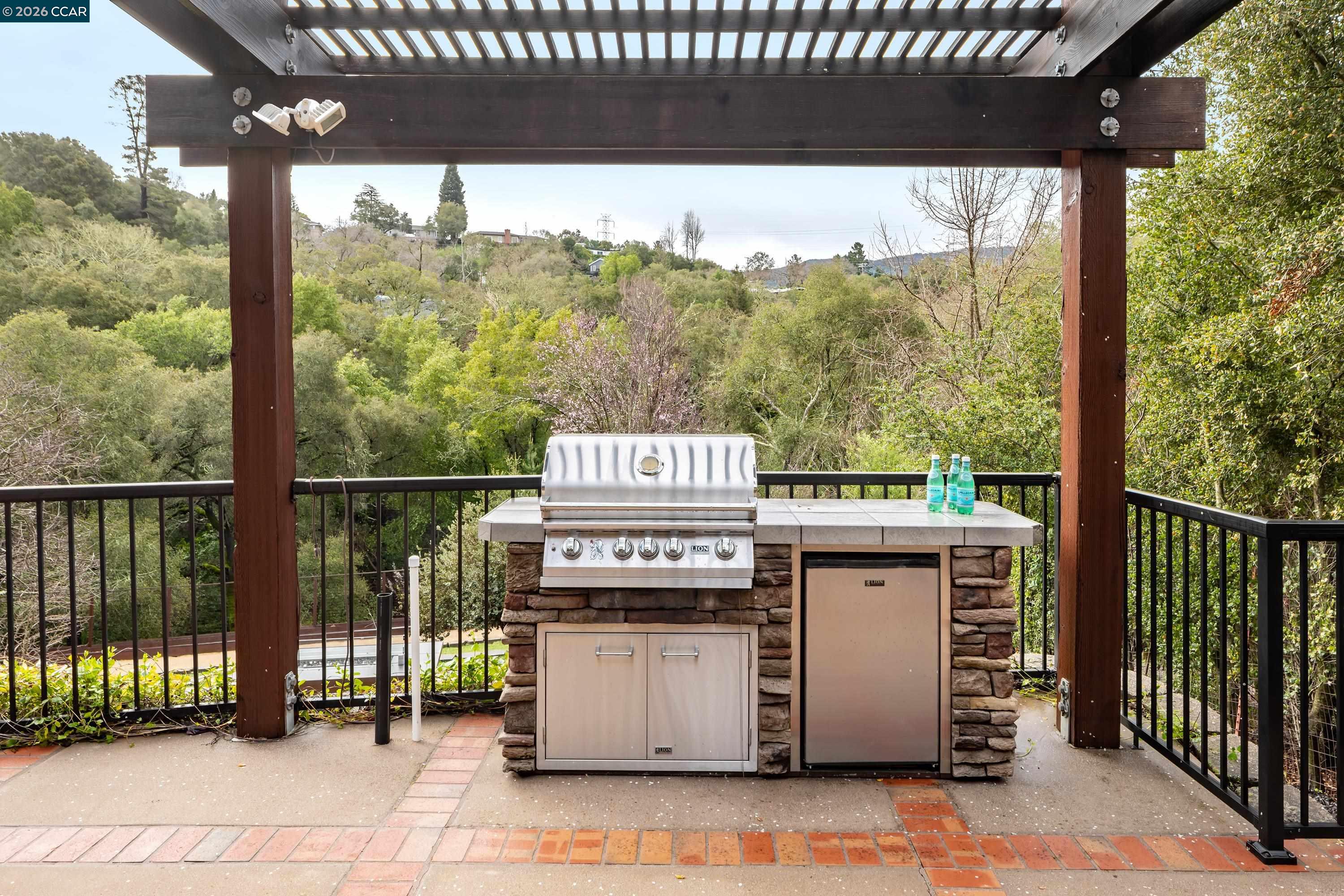 28 Southwood Dr