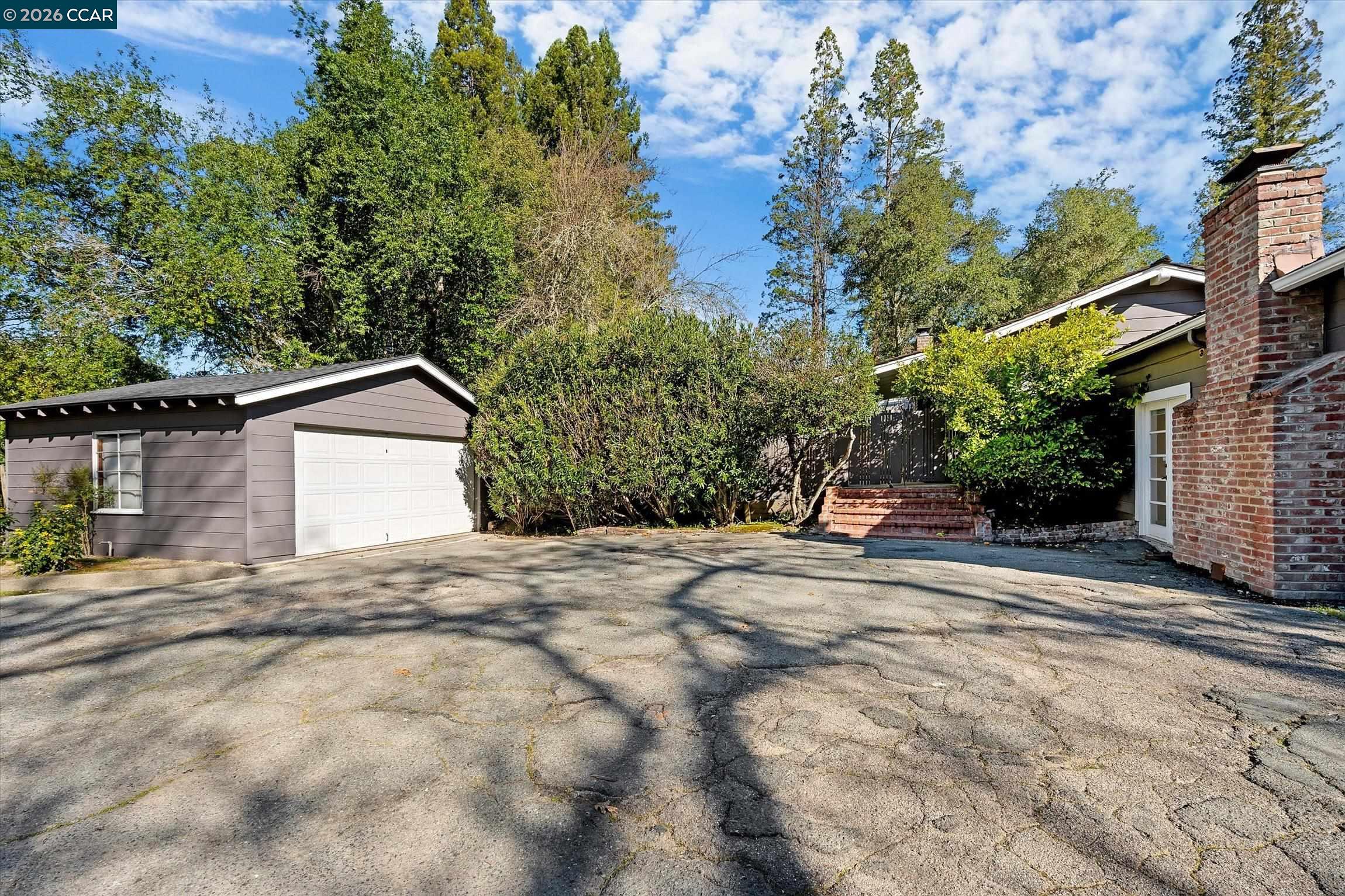 553 Miner Rd