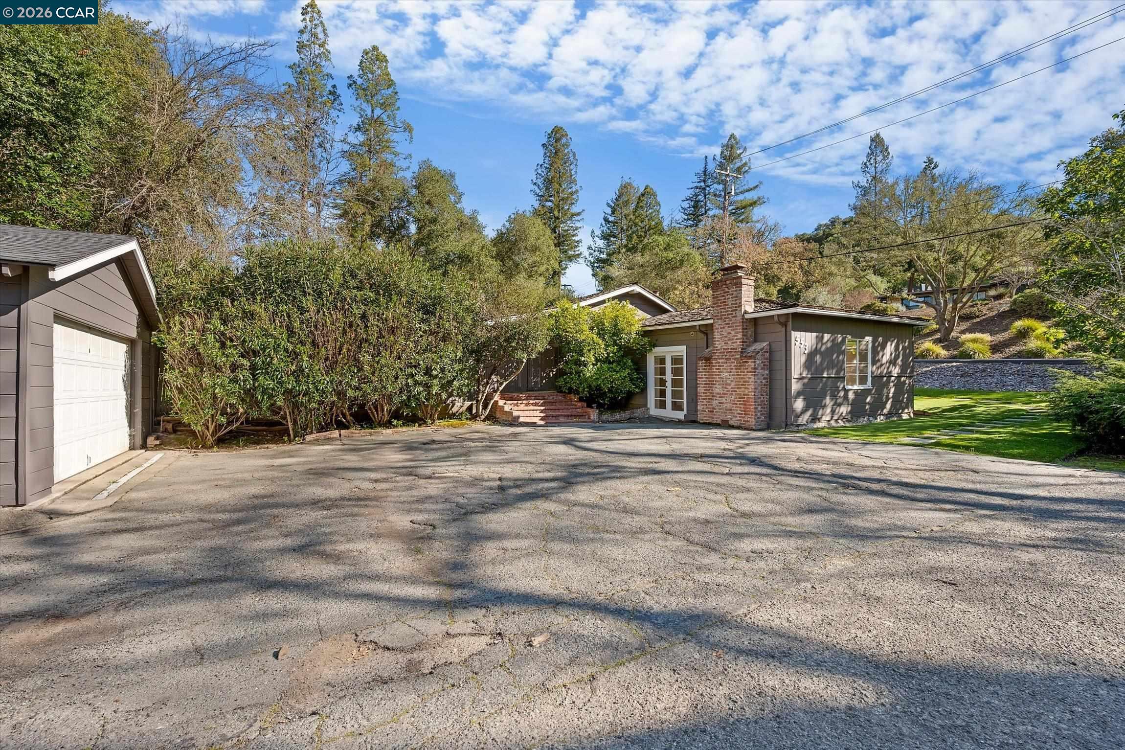 553 Miner Rd