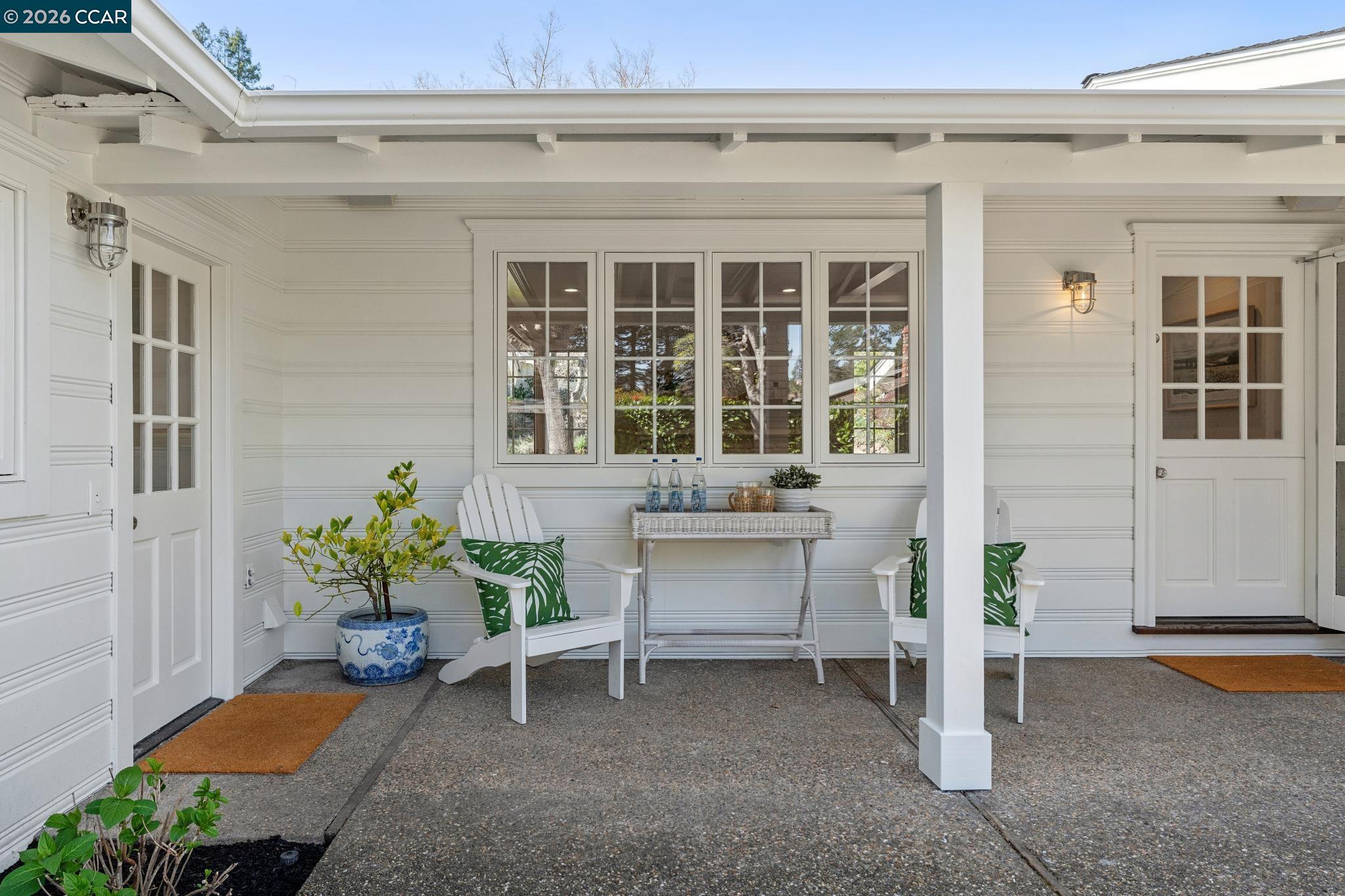 19 Eastwood Dr