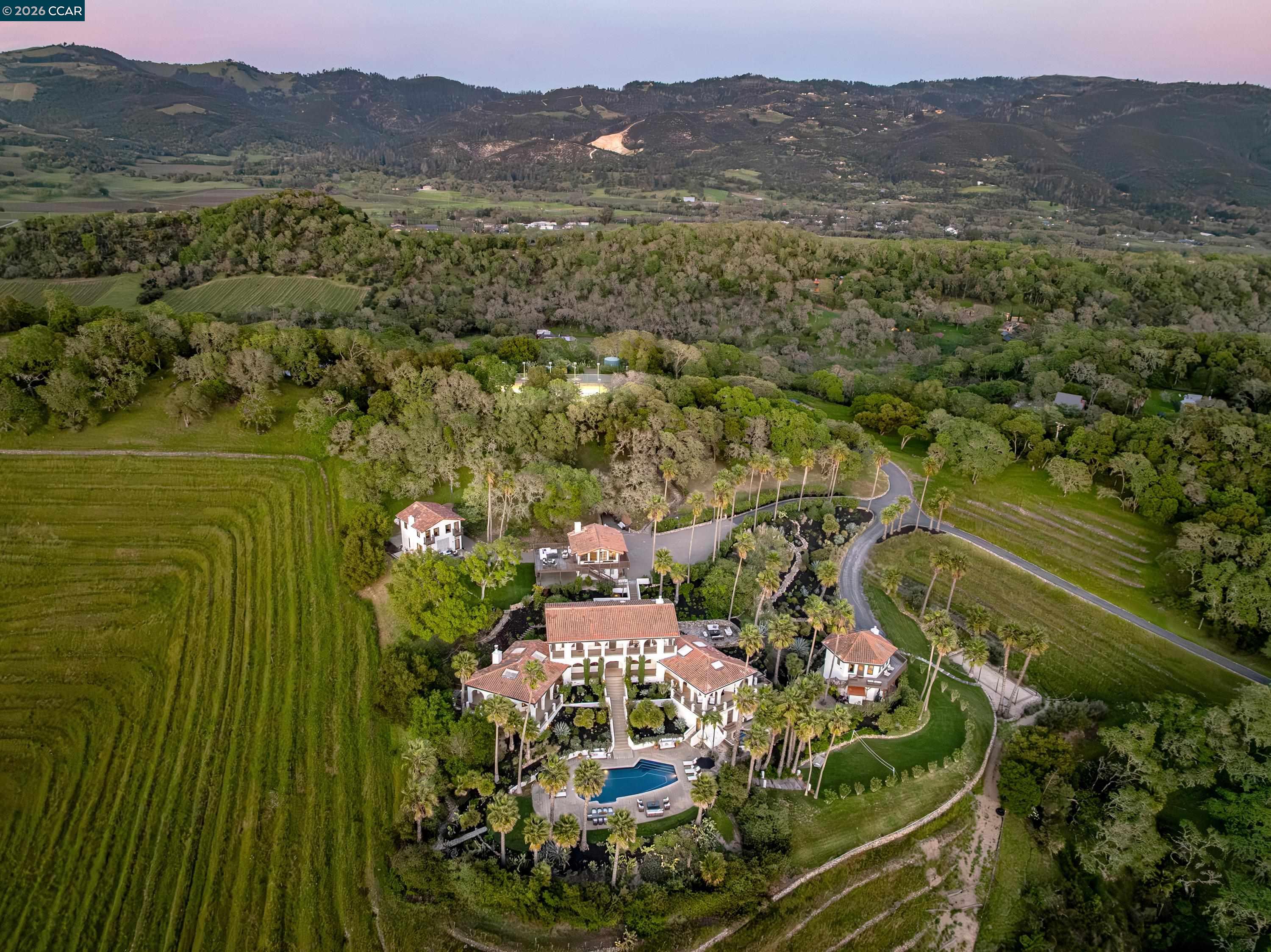 4377 Warm Springs Rd, Glen Ellen, CA