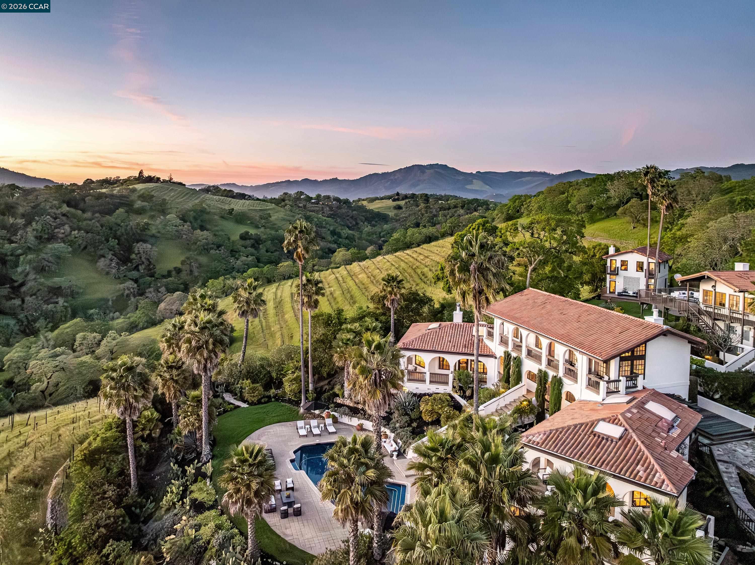 4377 Warm Springs Rd, Glen Ellen, CA