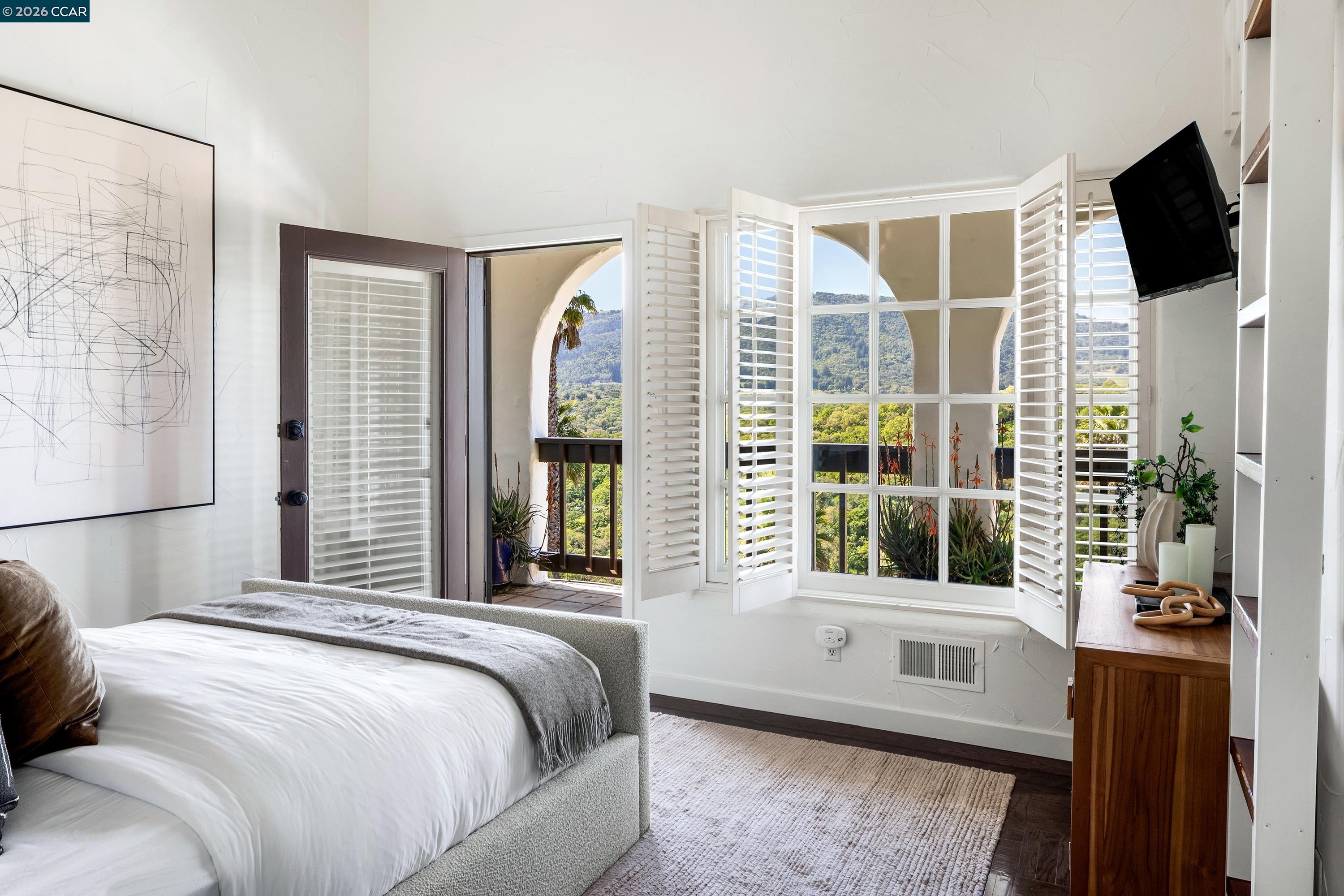 4377 Warm Springs Rd, Glen Ellen, CA