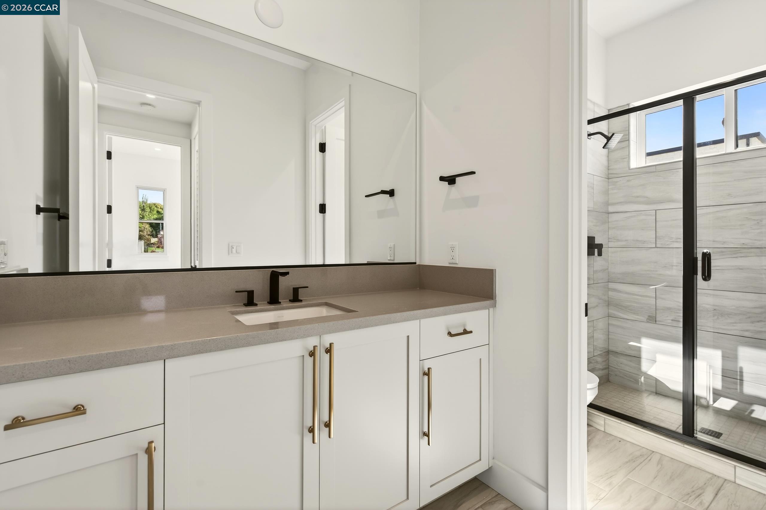 1080 Borrette Ct