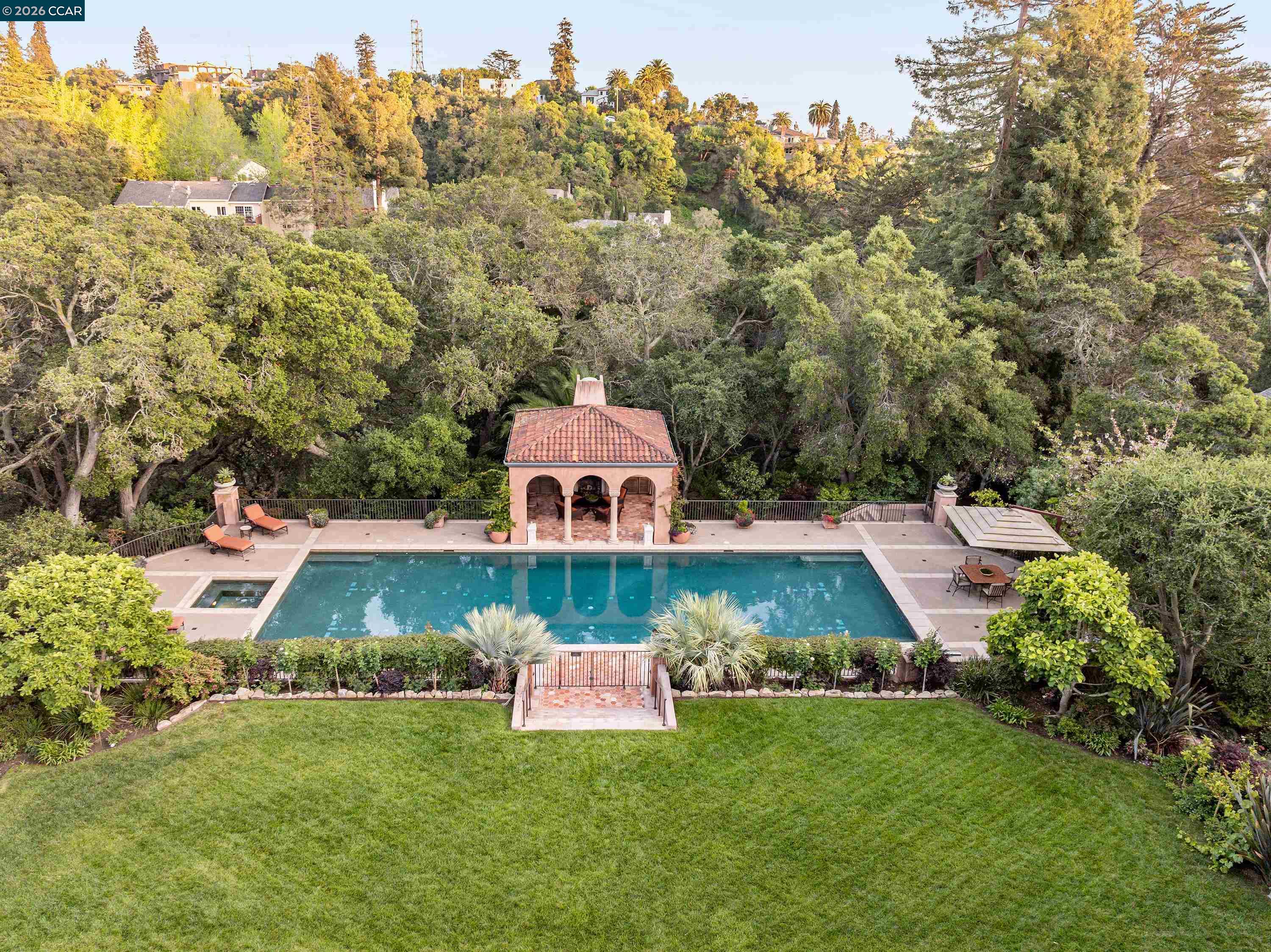 280 Indian Rd
