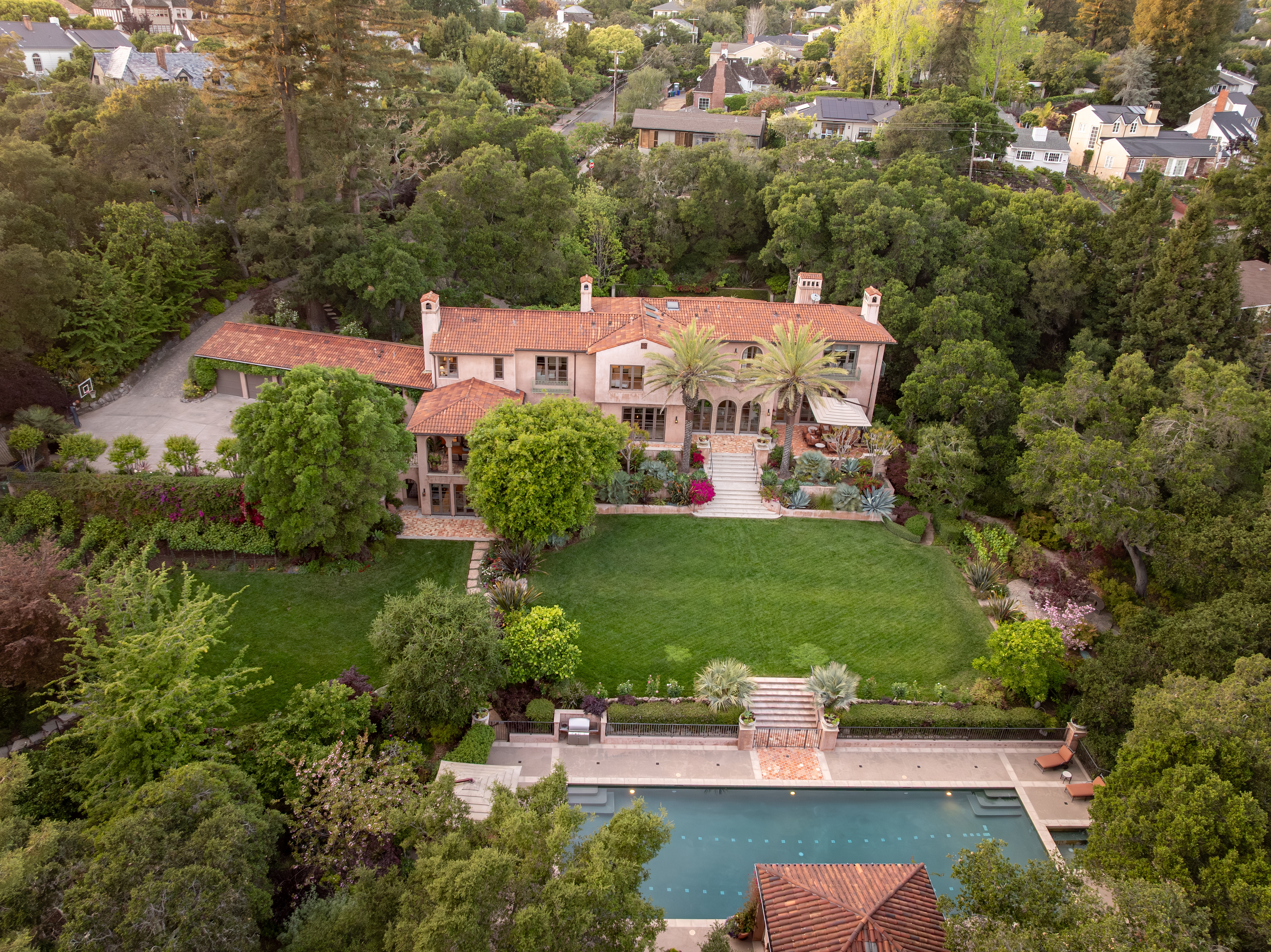 280 Indian Road 
