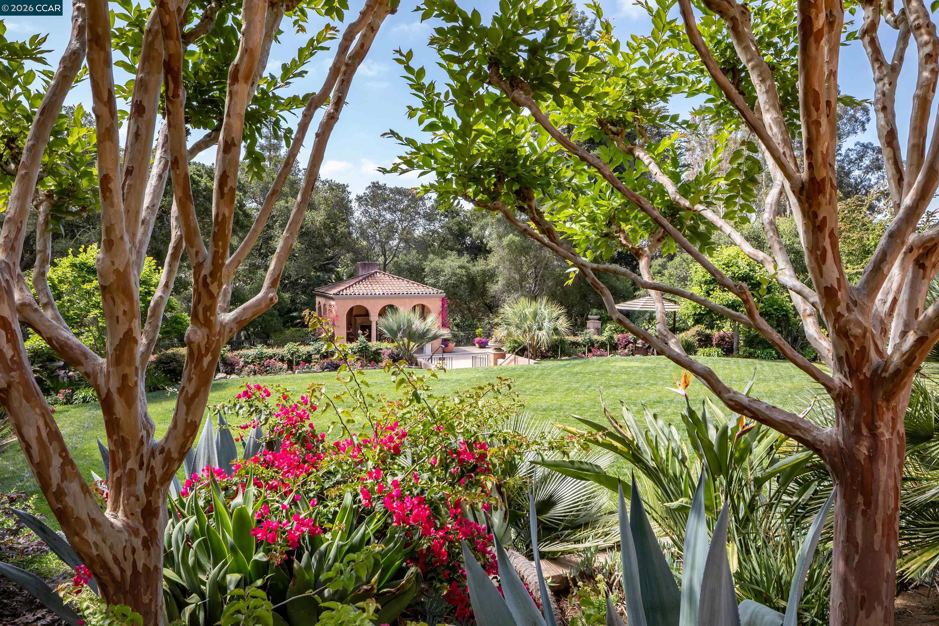 280 Indian Rd