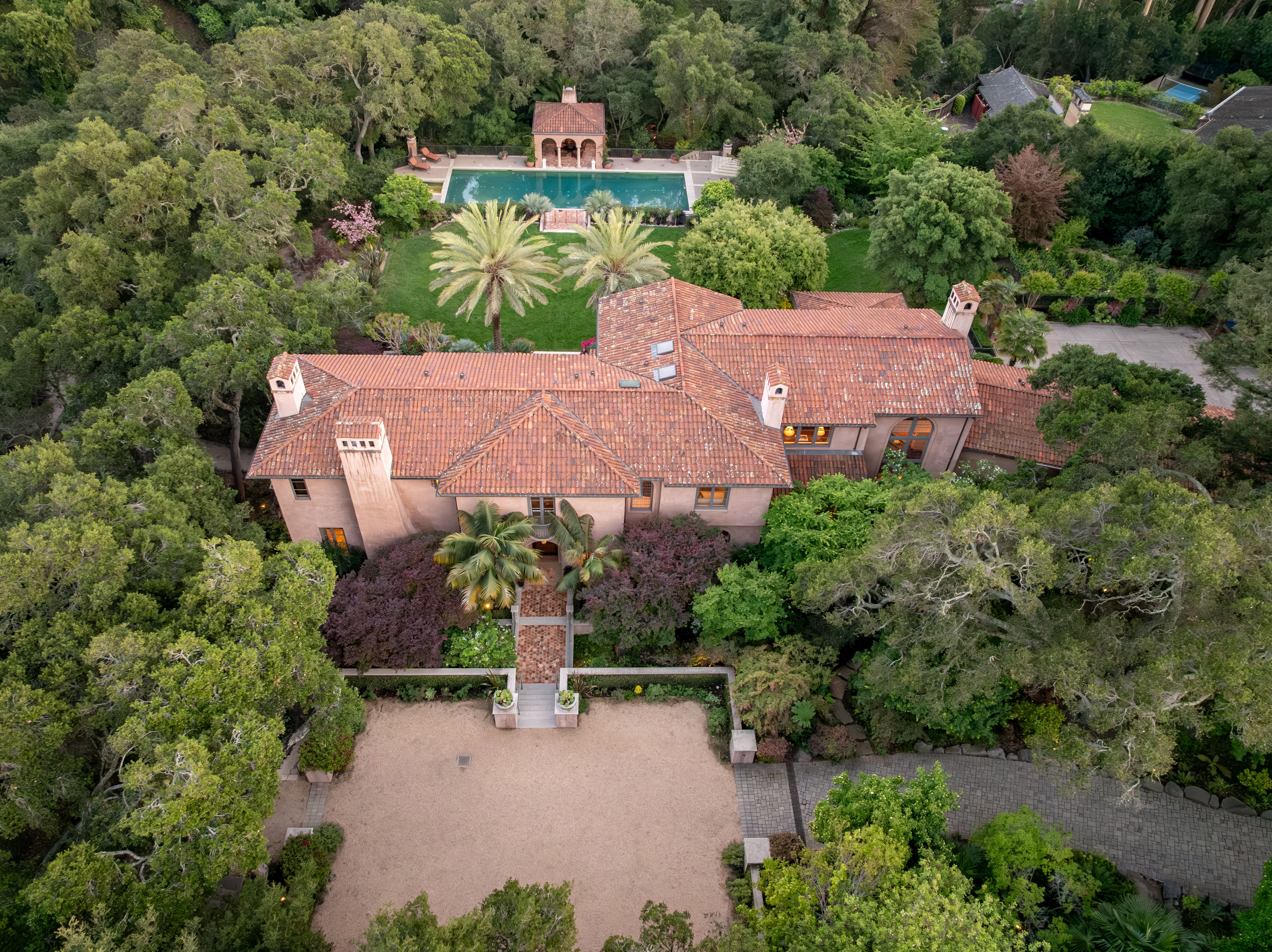 280 Indian Road 