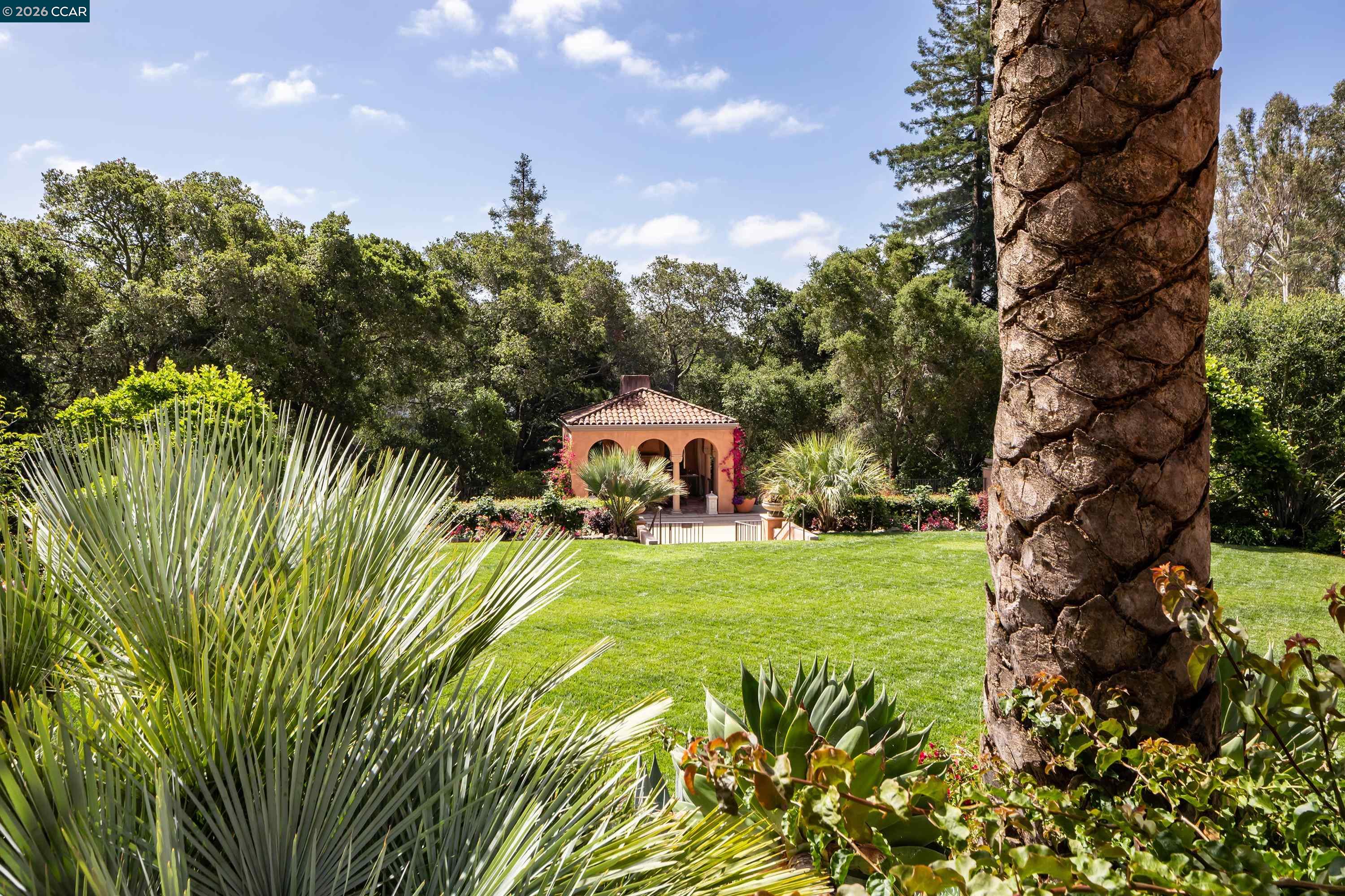 280 Indian Rd