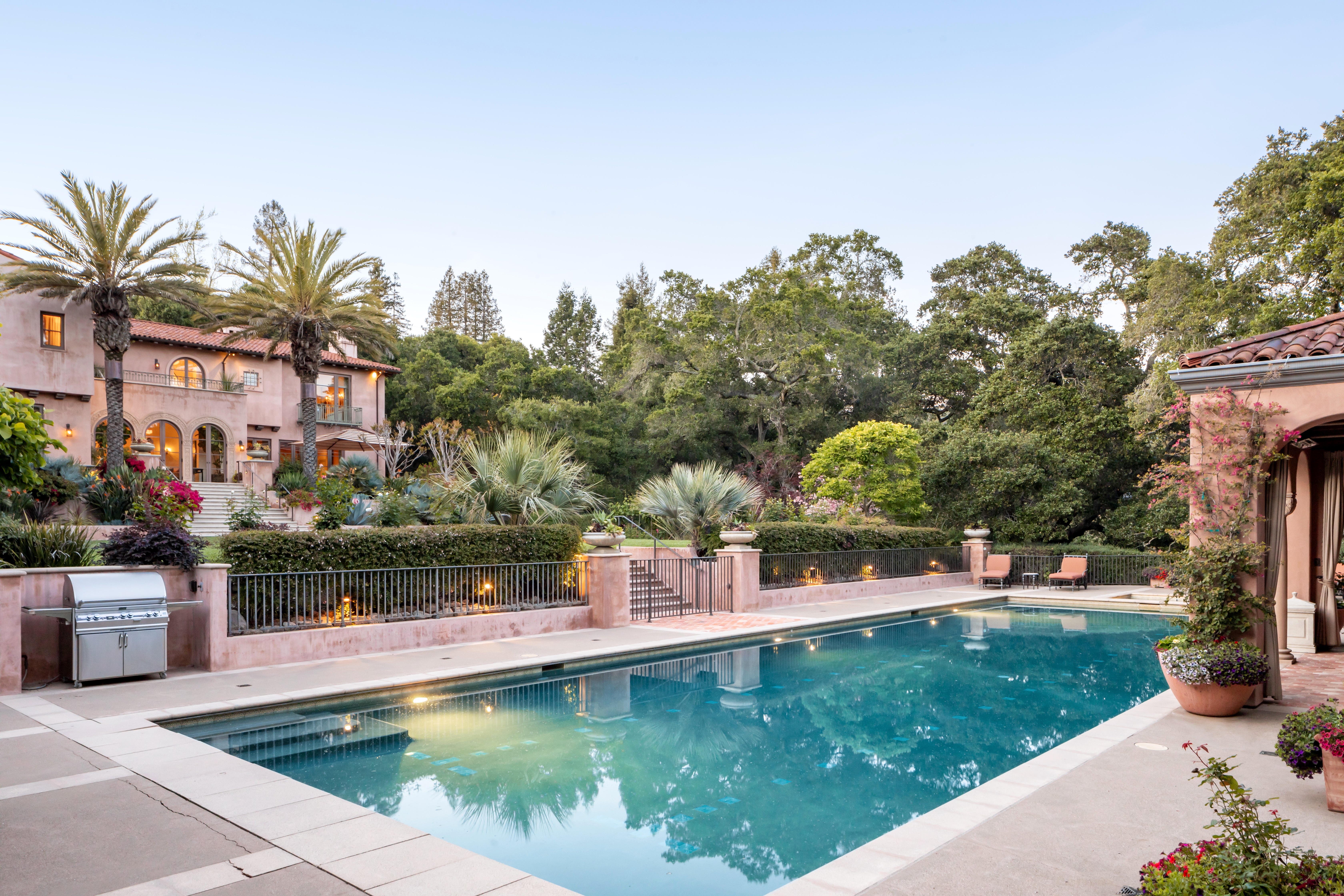 280 Indian Road 