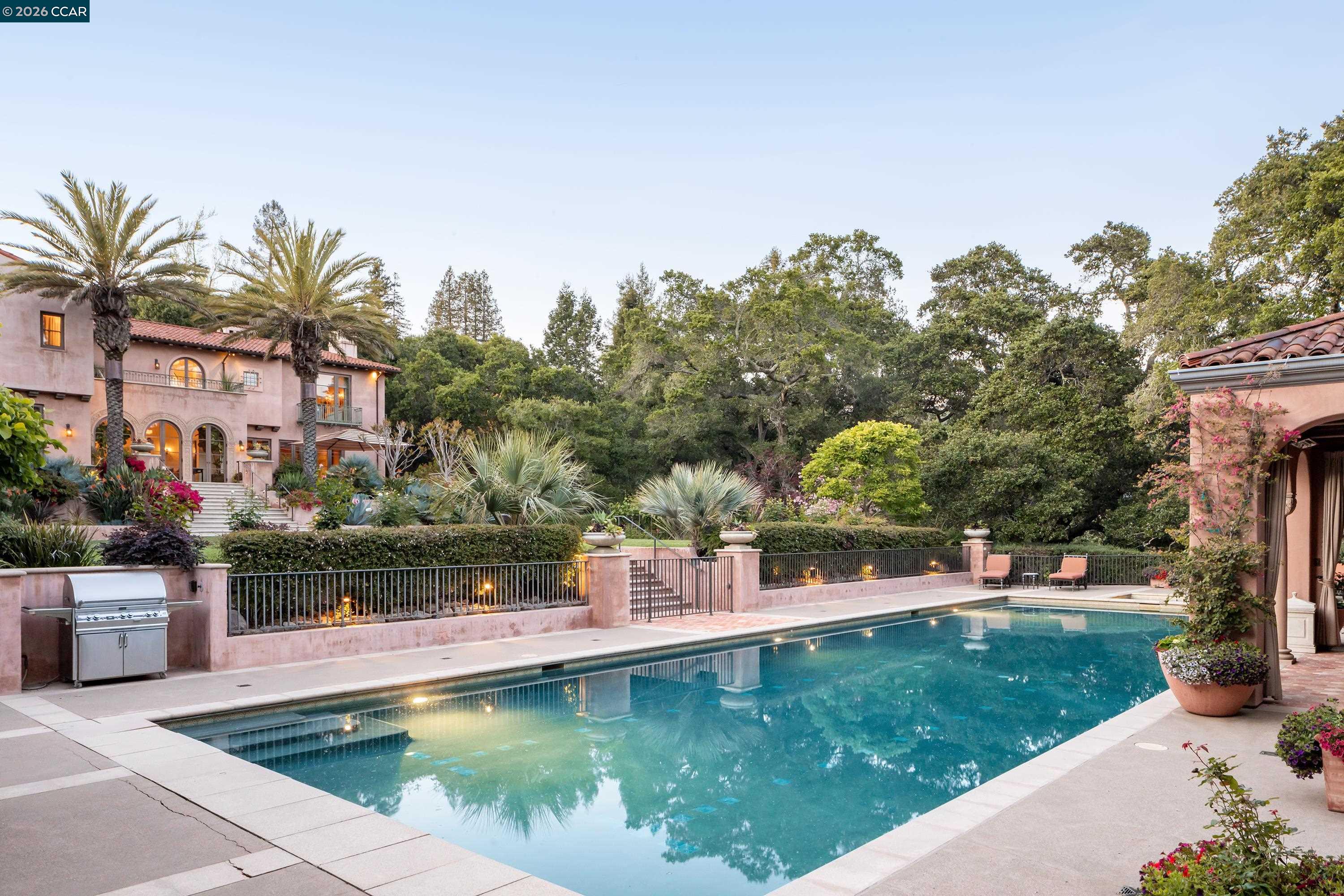 280 Indian Rd