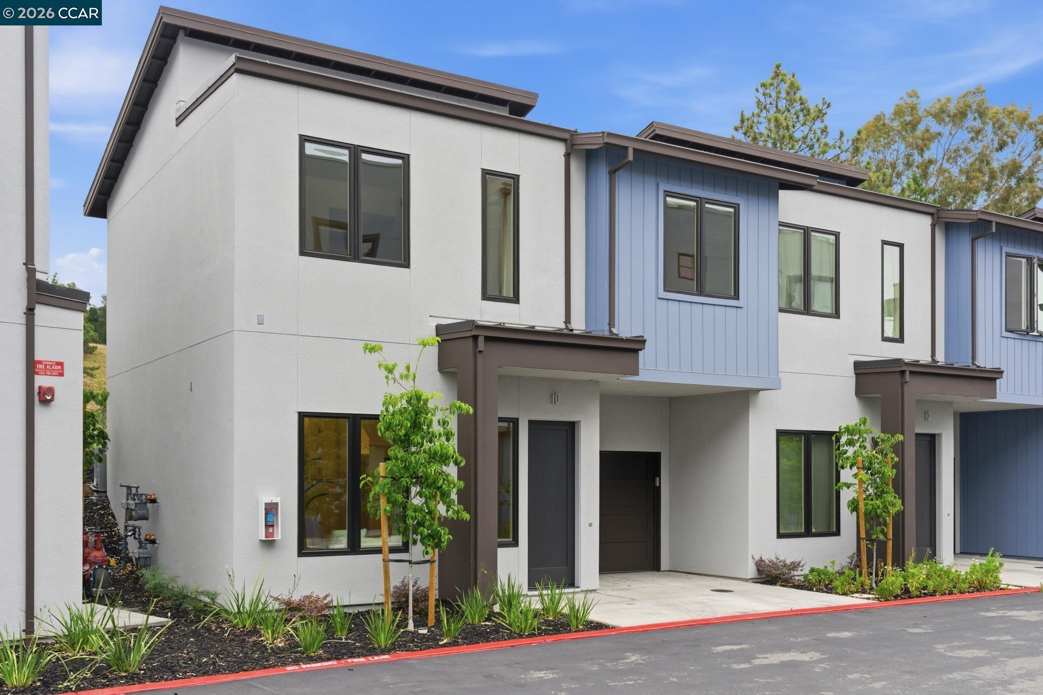 90 Woodbury Highlands Place # 10