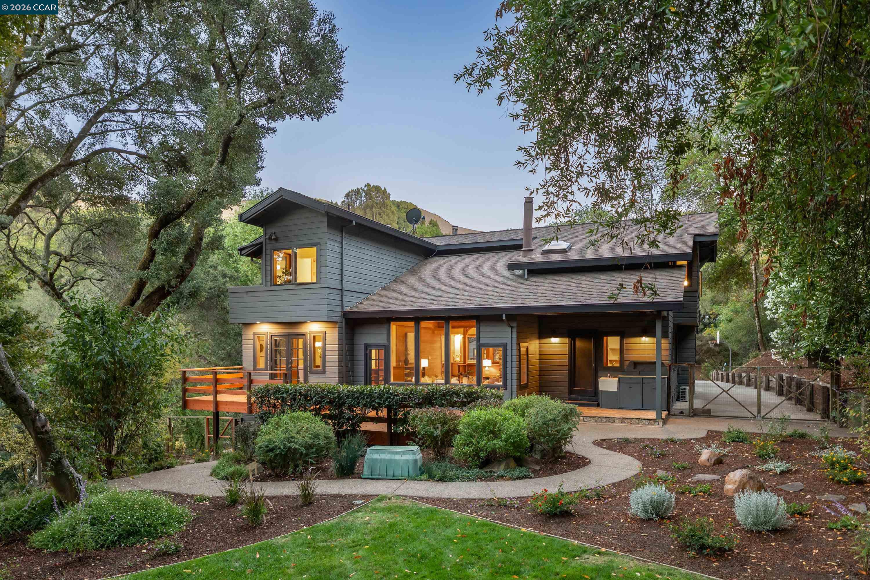 1070 Bollinger Canyon Rd