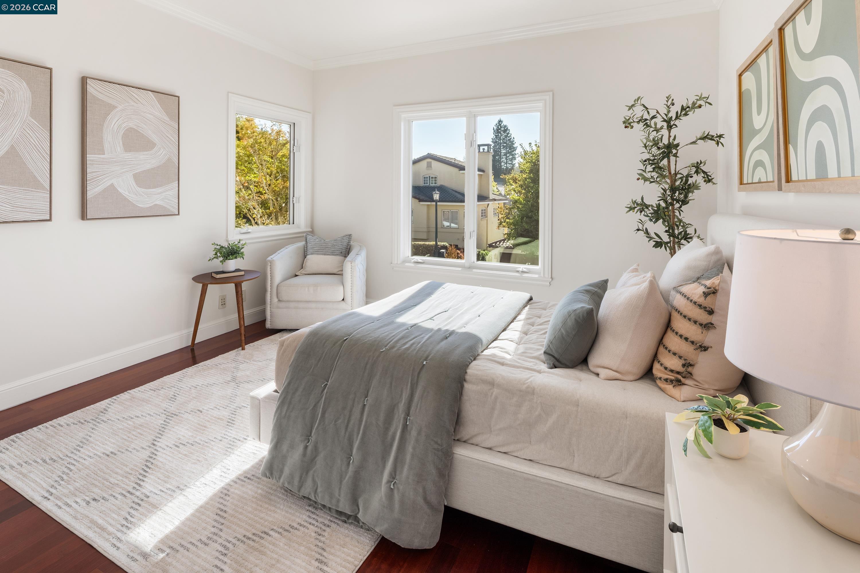 32 Sheridan Rd