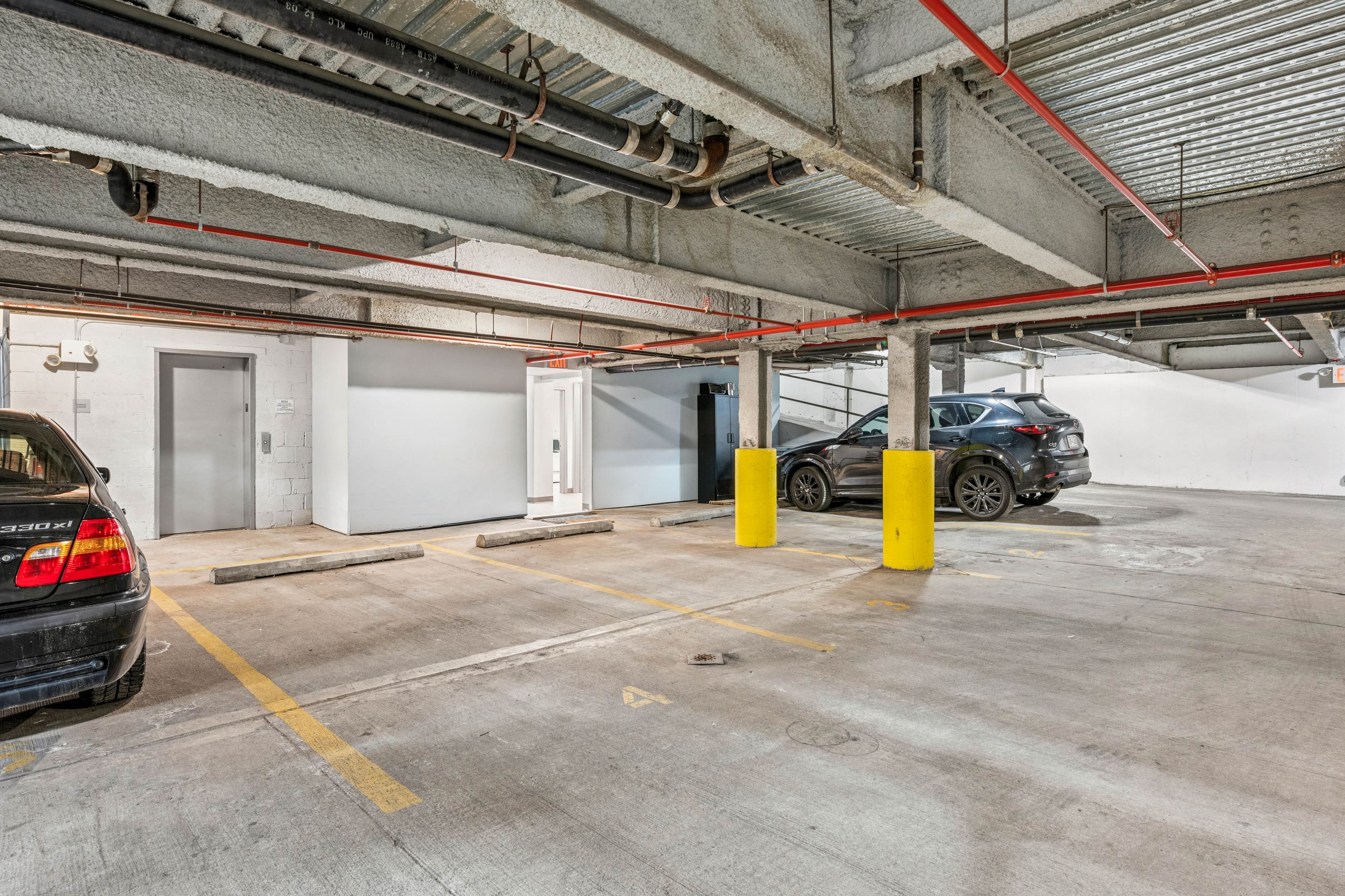 390 Lorimer Street 3C