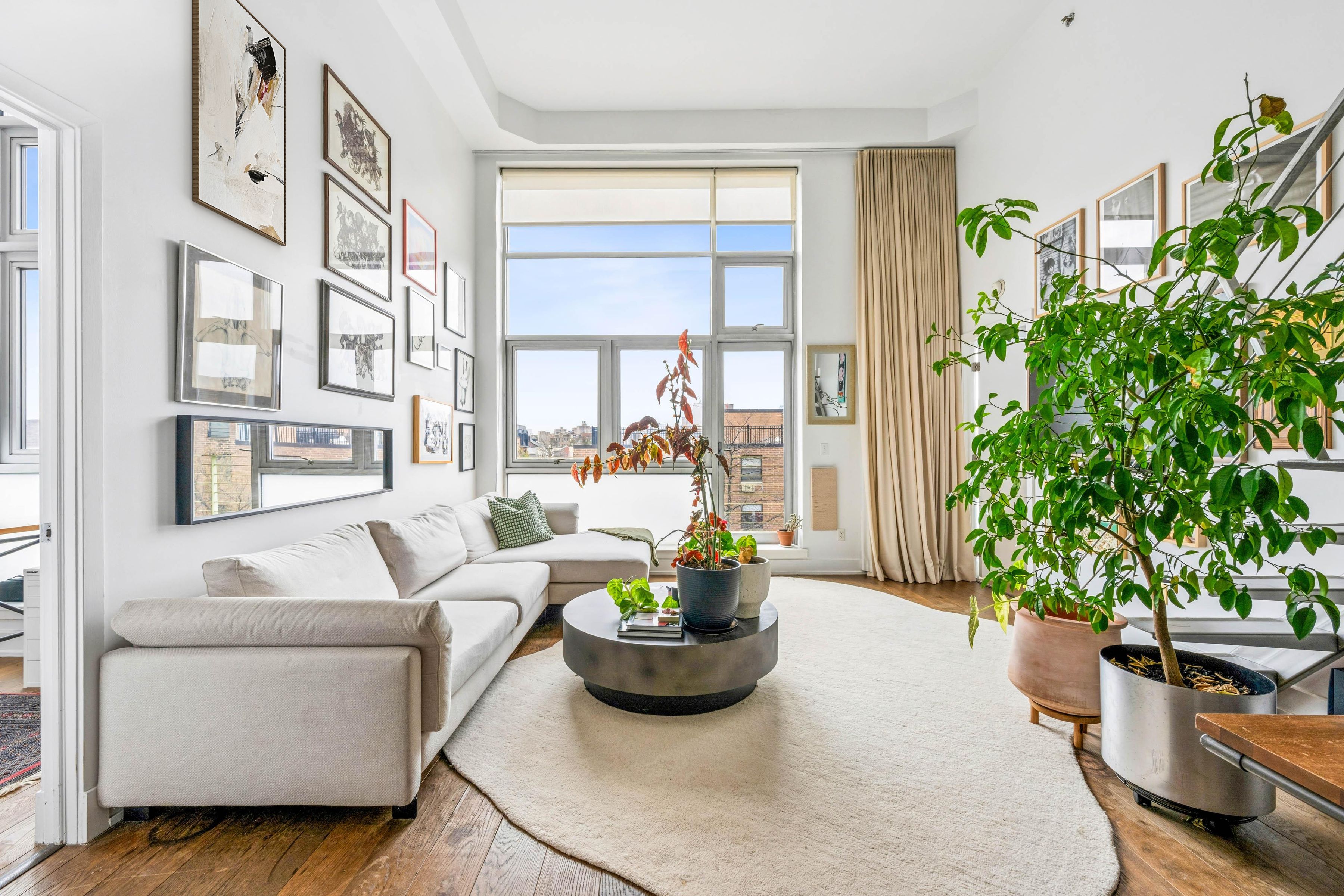 390 Lorimer Street 3C