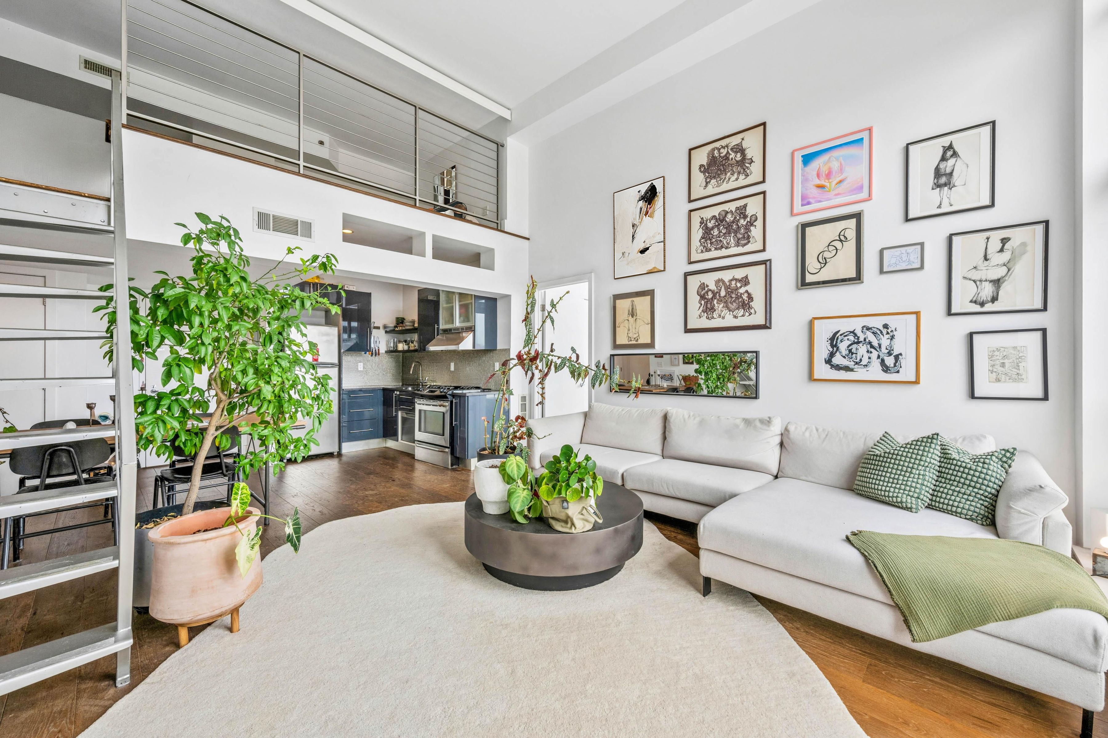 390 Lorimer Street 3C