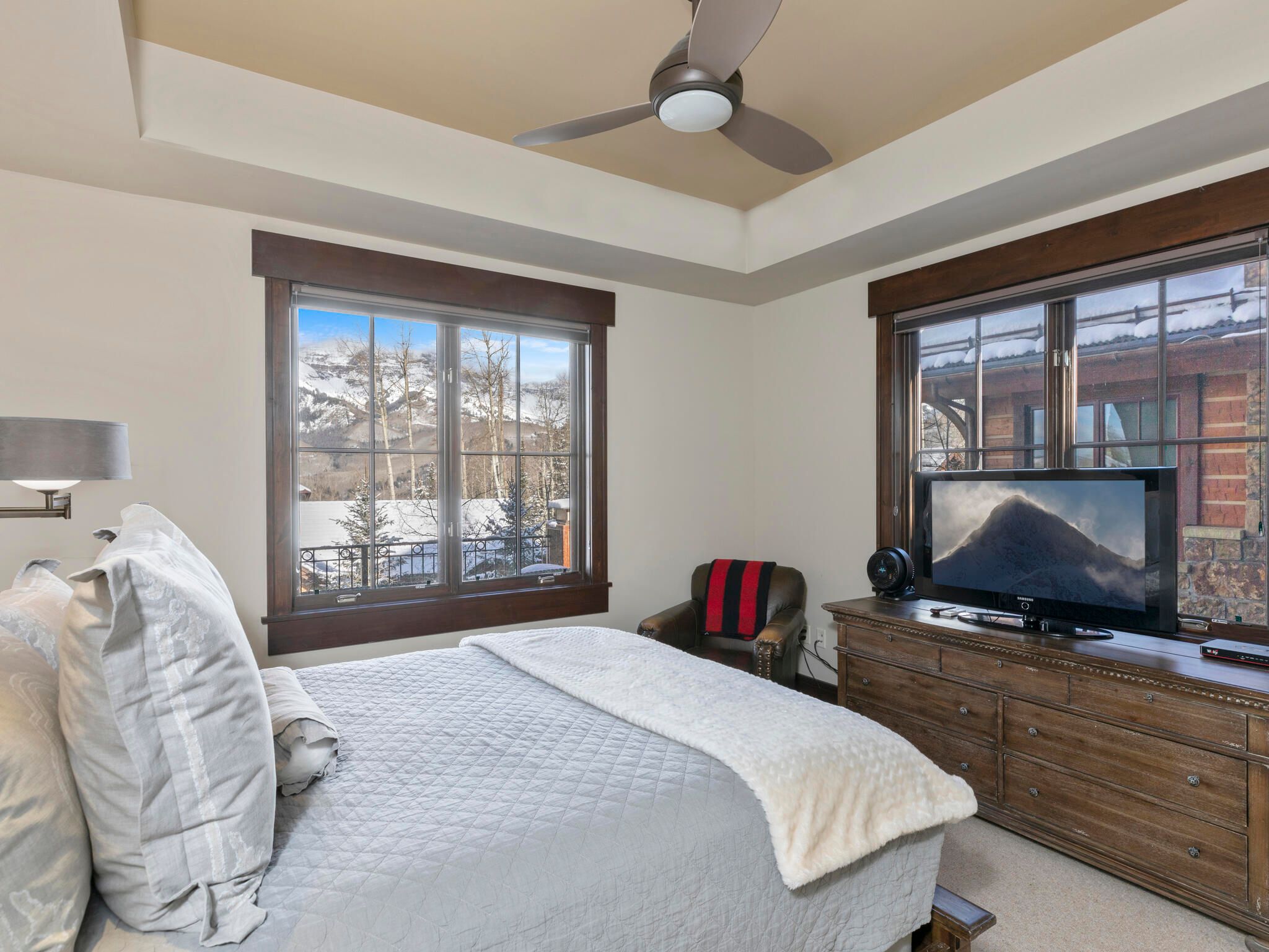 12 Elkstone Place #202