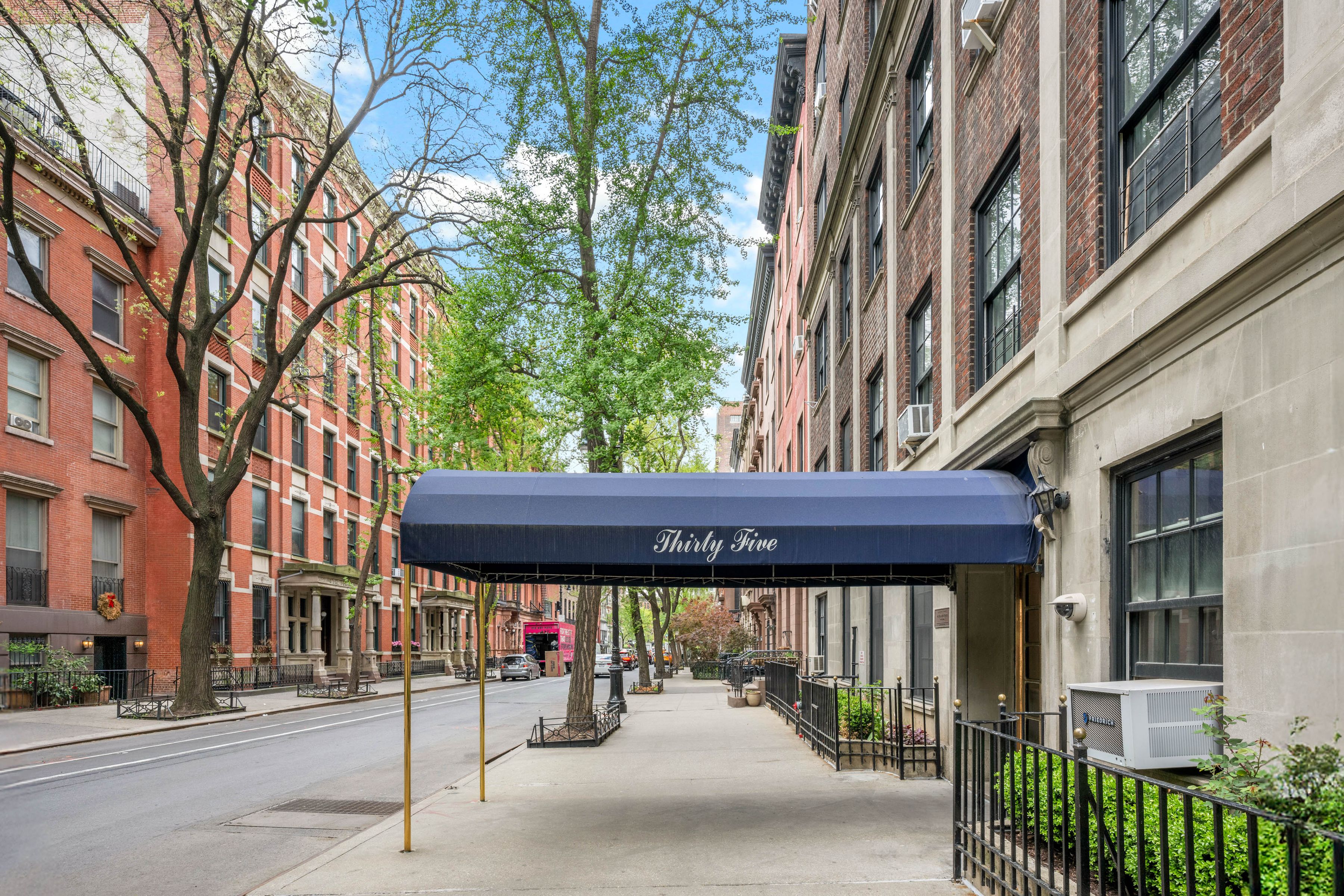 35 West 9th Street 3D