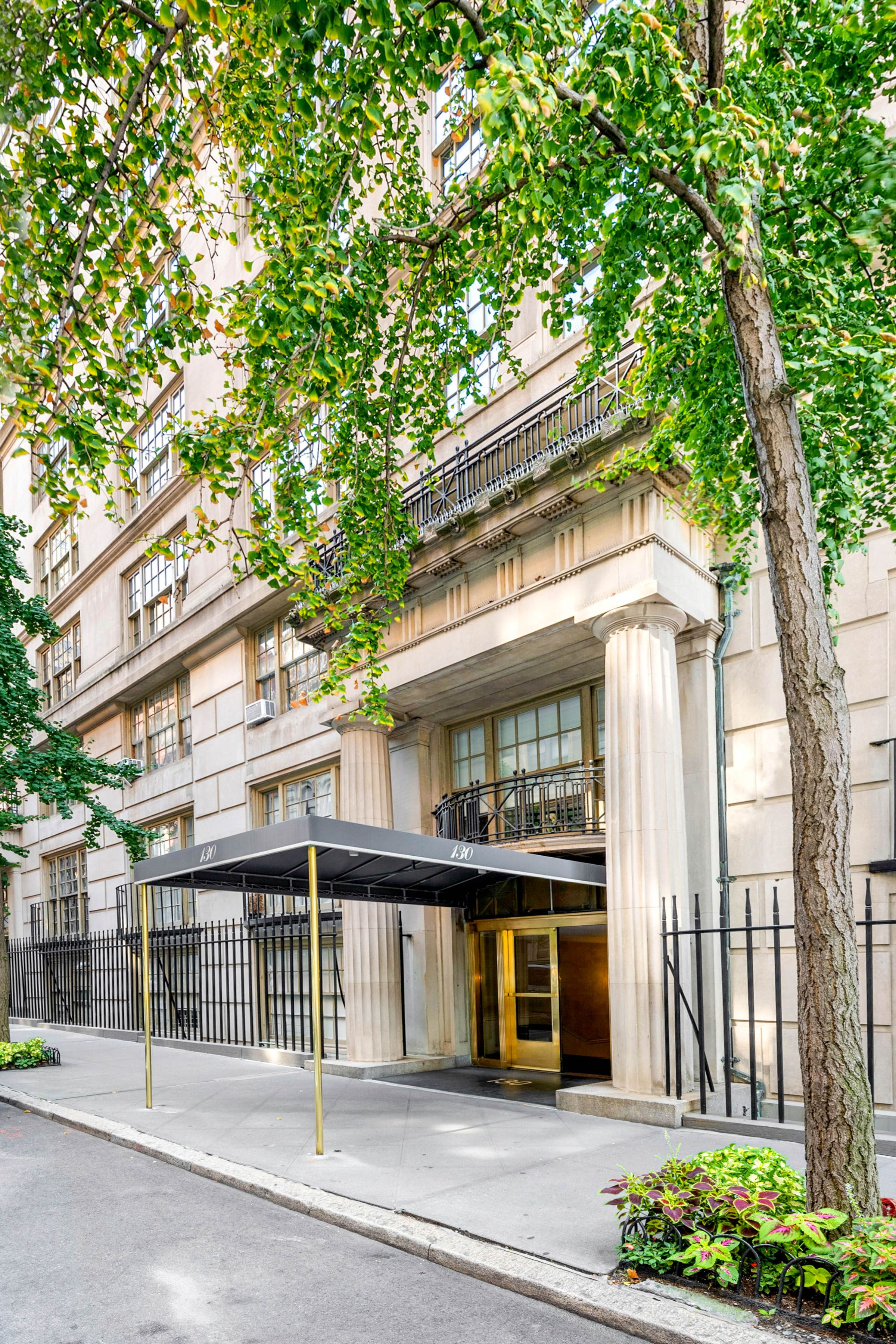 130 East 67th Street 4EF