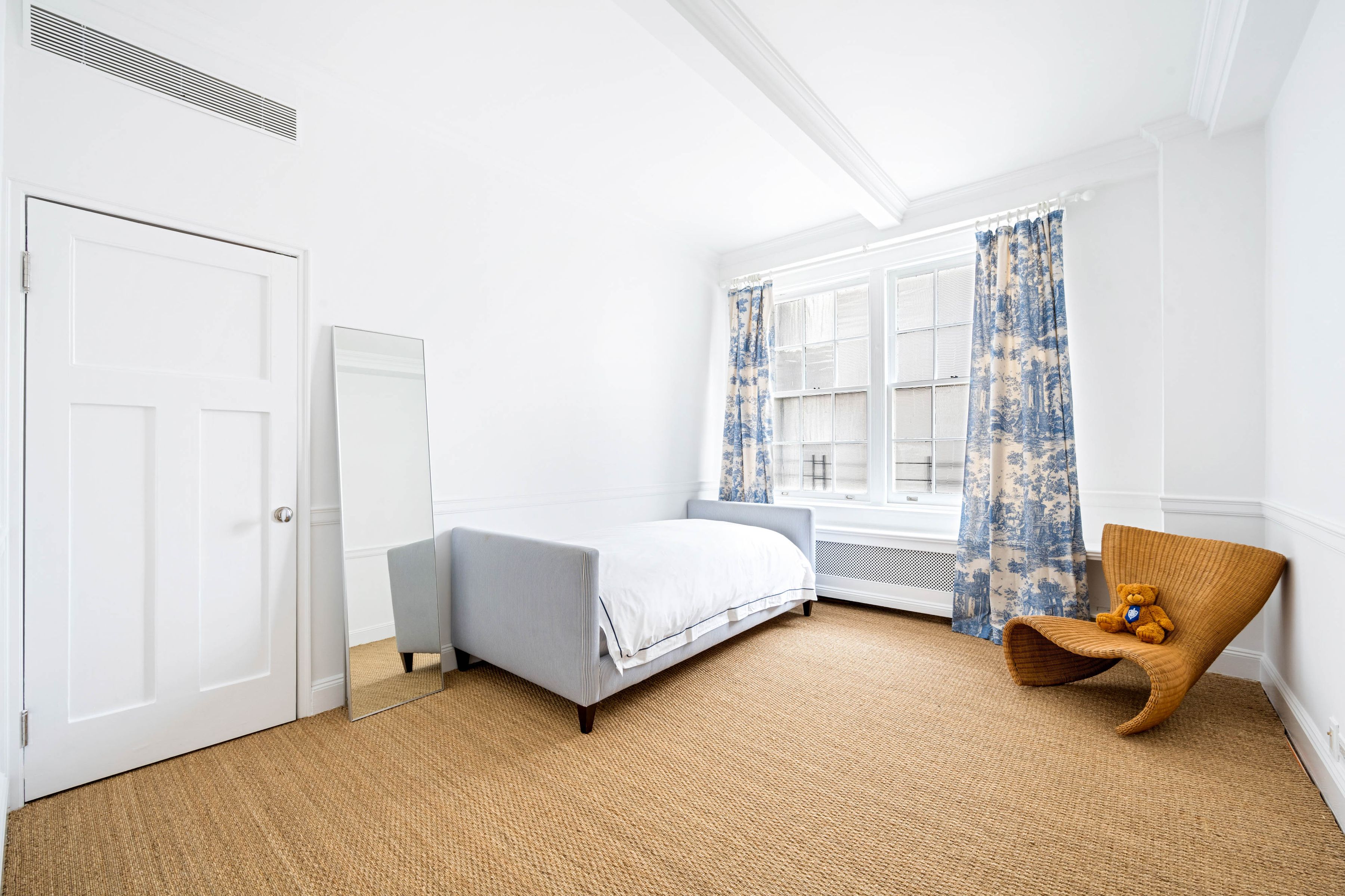 130 East 67th Street 4EF