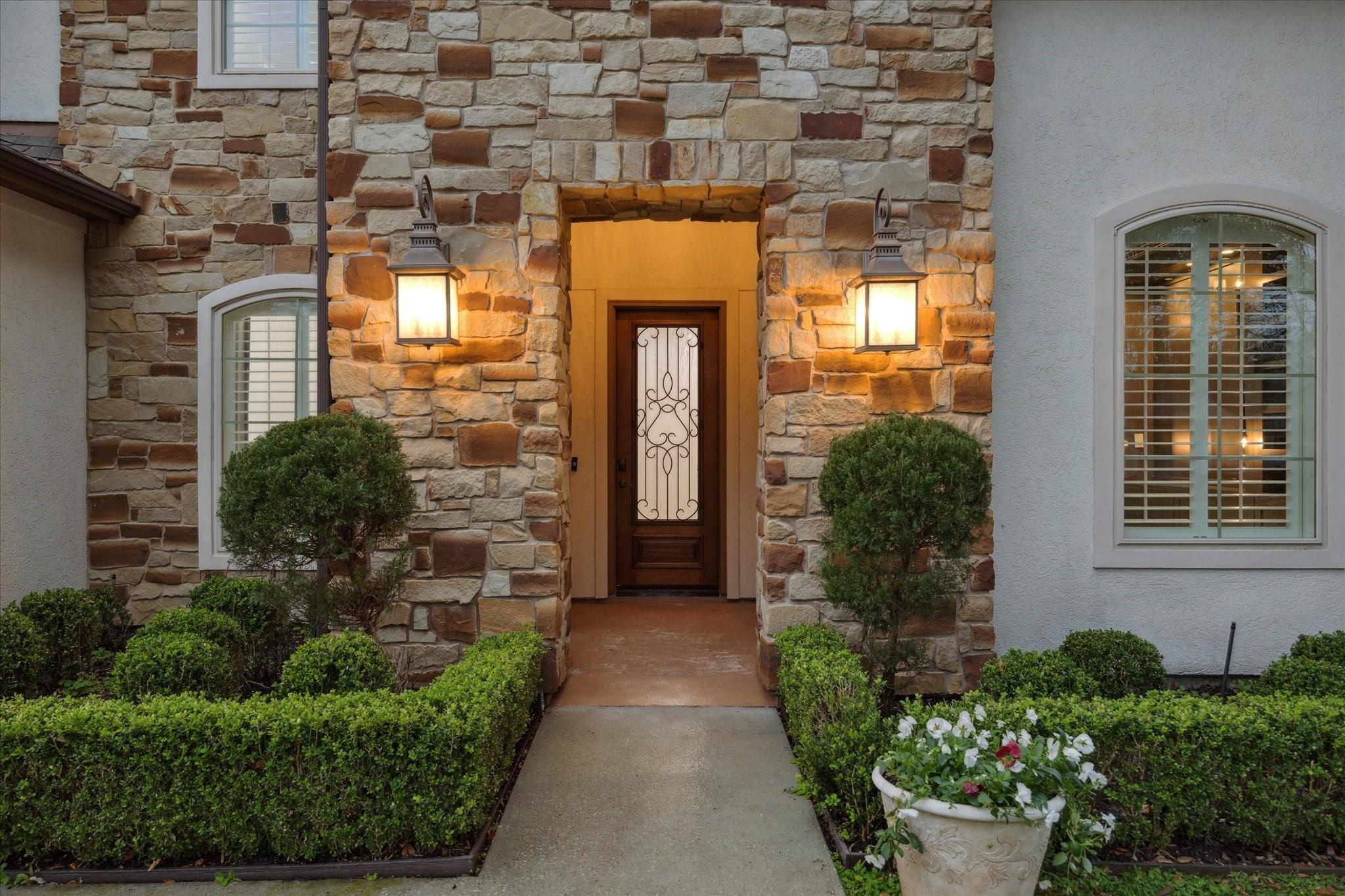 1717 Gardenia Drive
