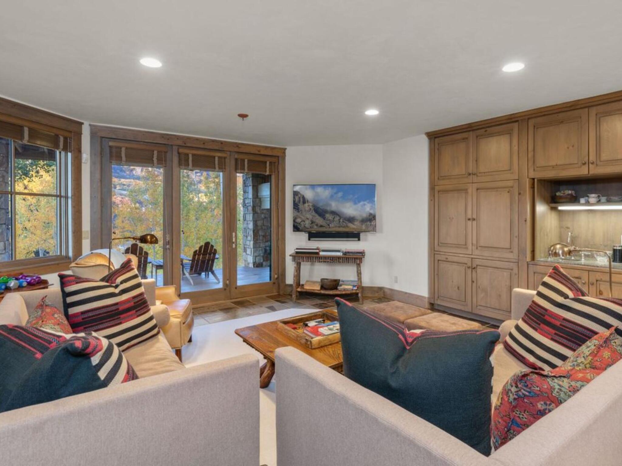 307 Fairway Dr. 