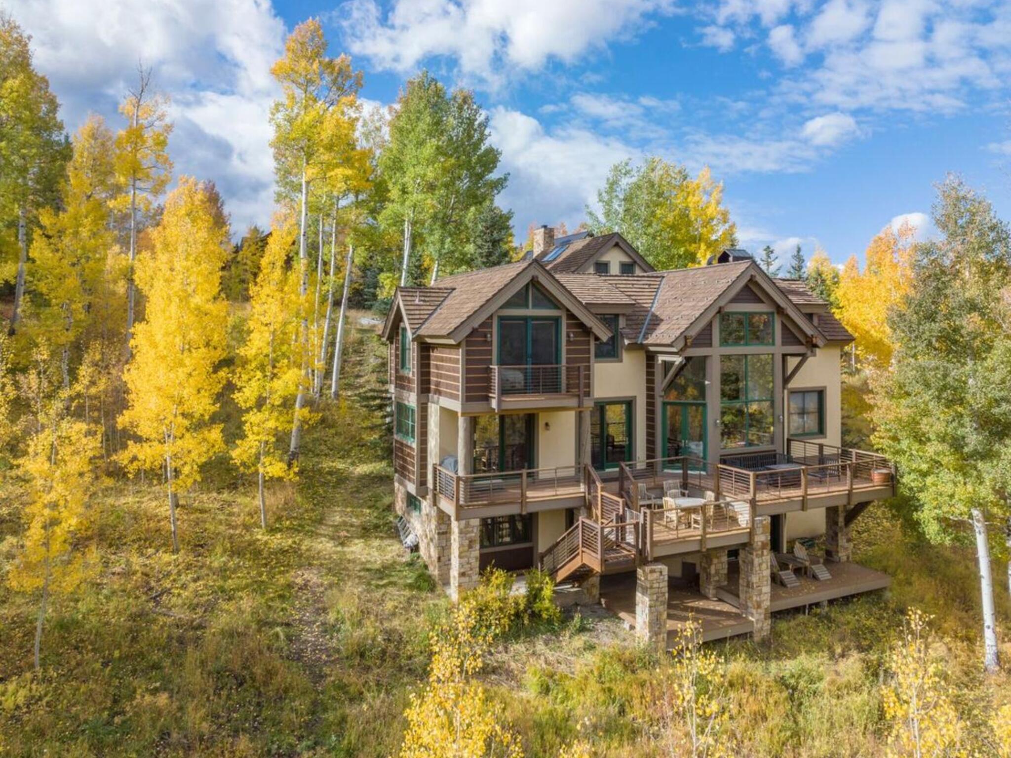 307 Fairway Dr. 