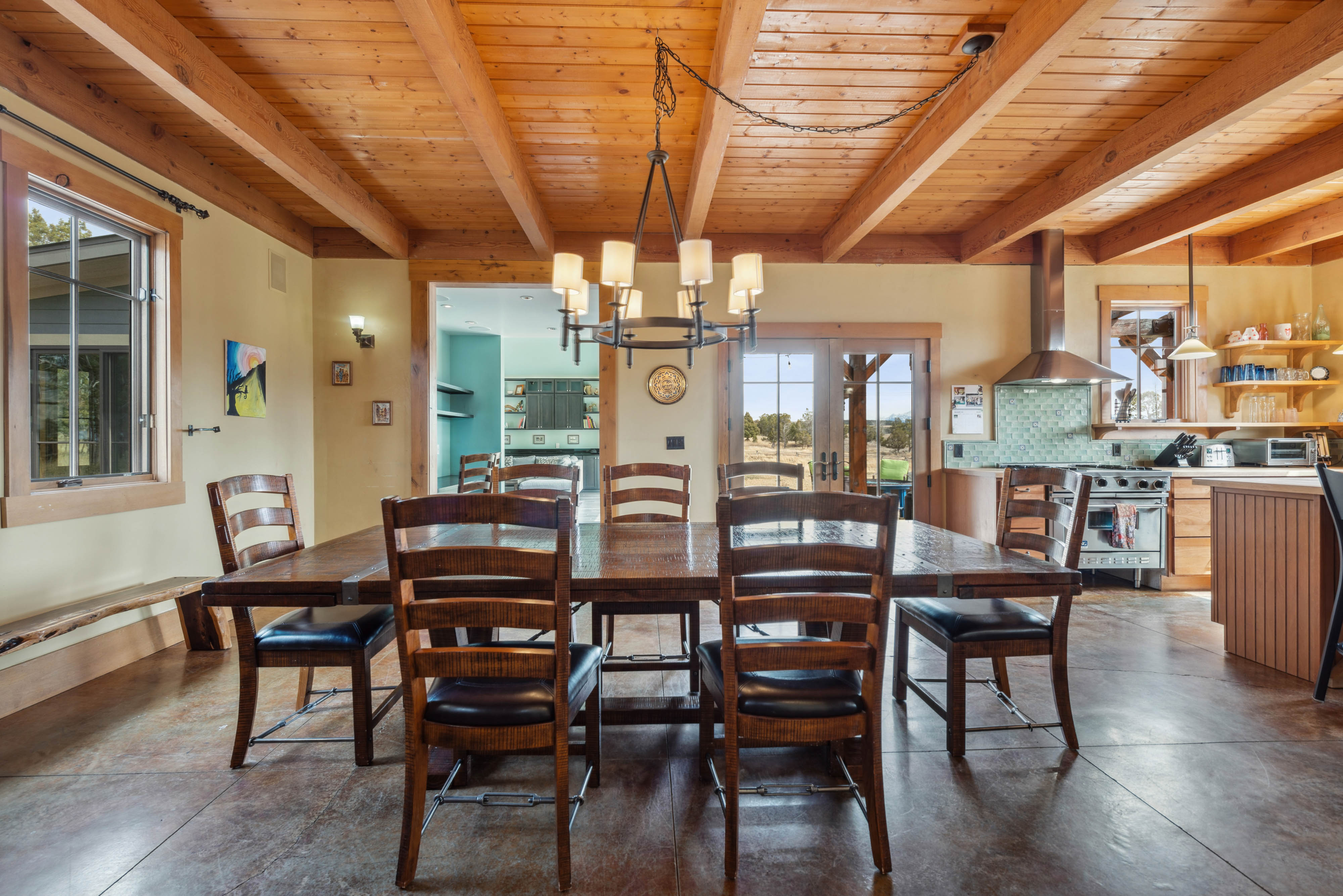 421 JJ Ranch Trail 