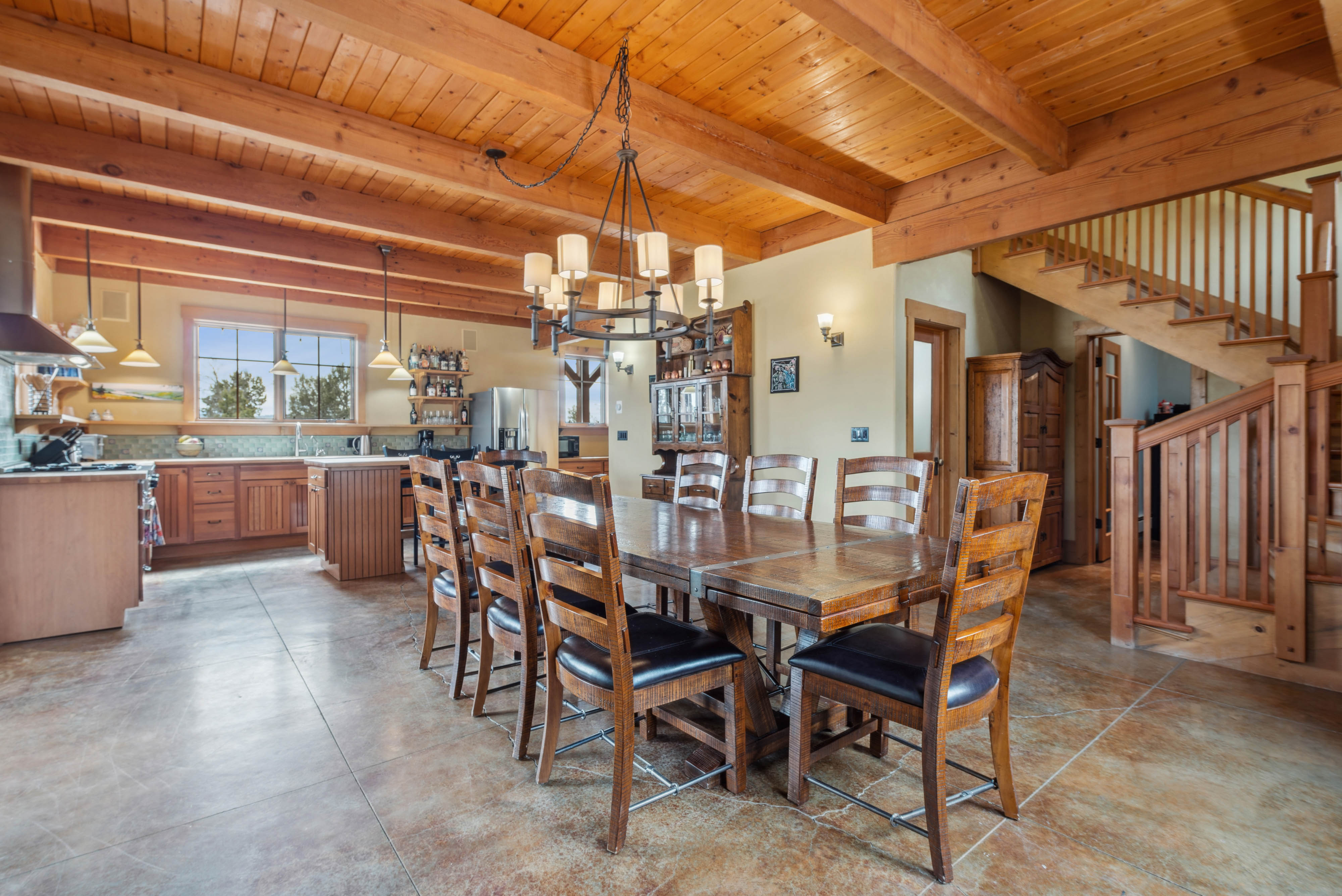 421 JJ Ranch Trail 