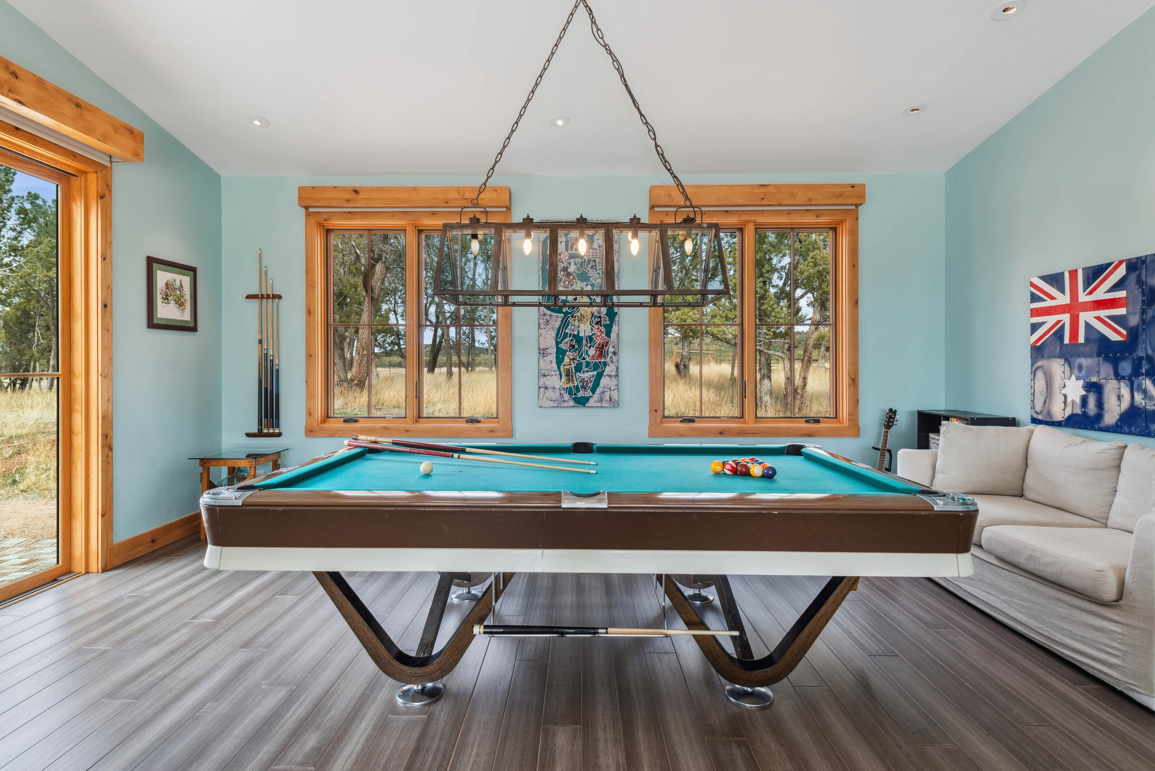 421 JJ Ranch Trail 