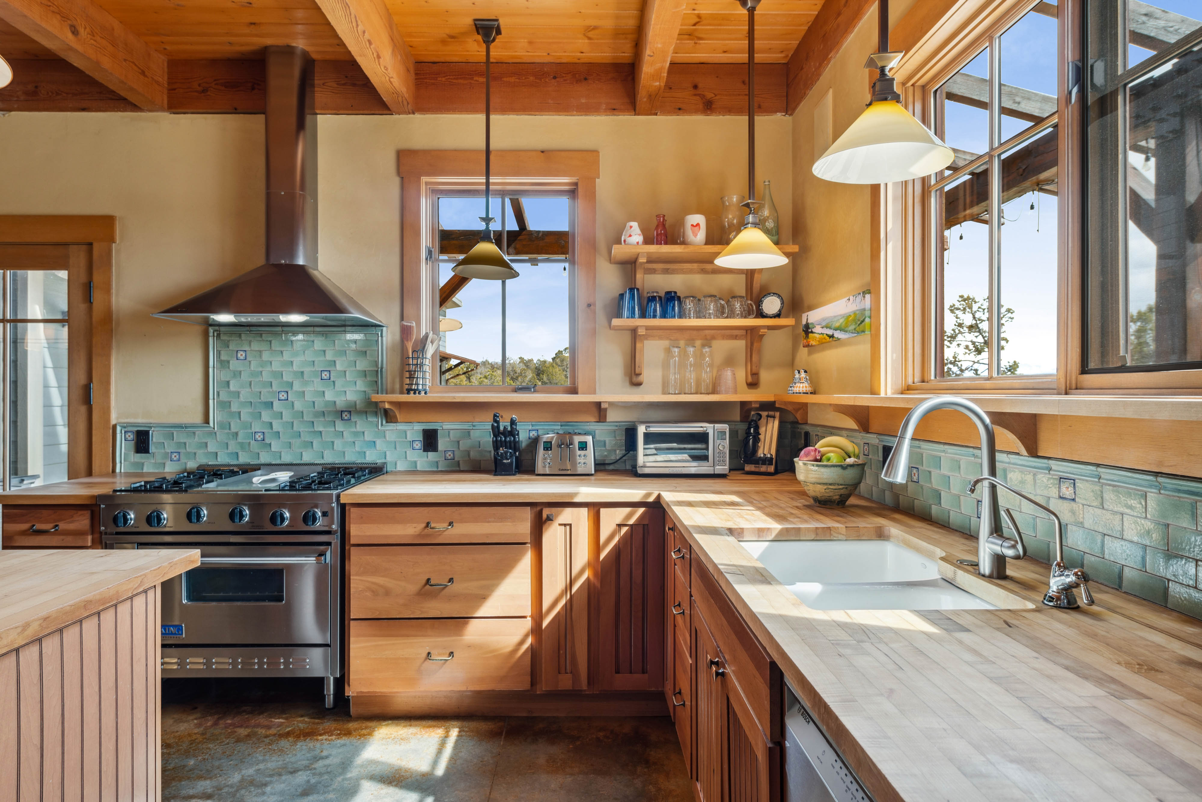 421 JJ Ranch Trail 