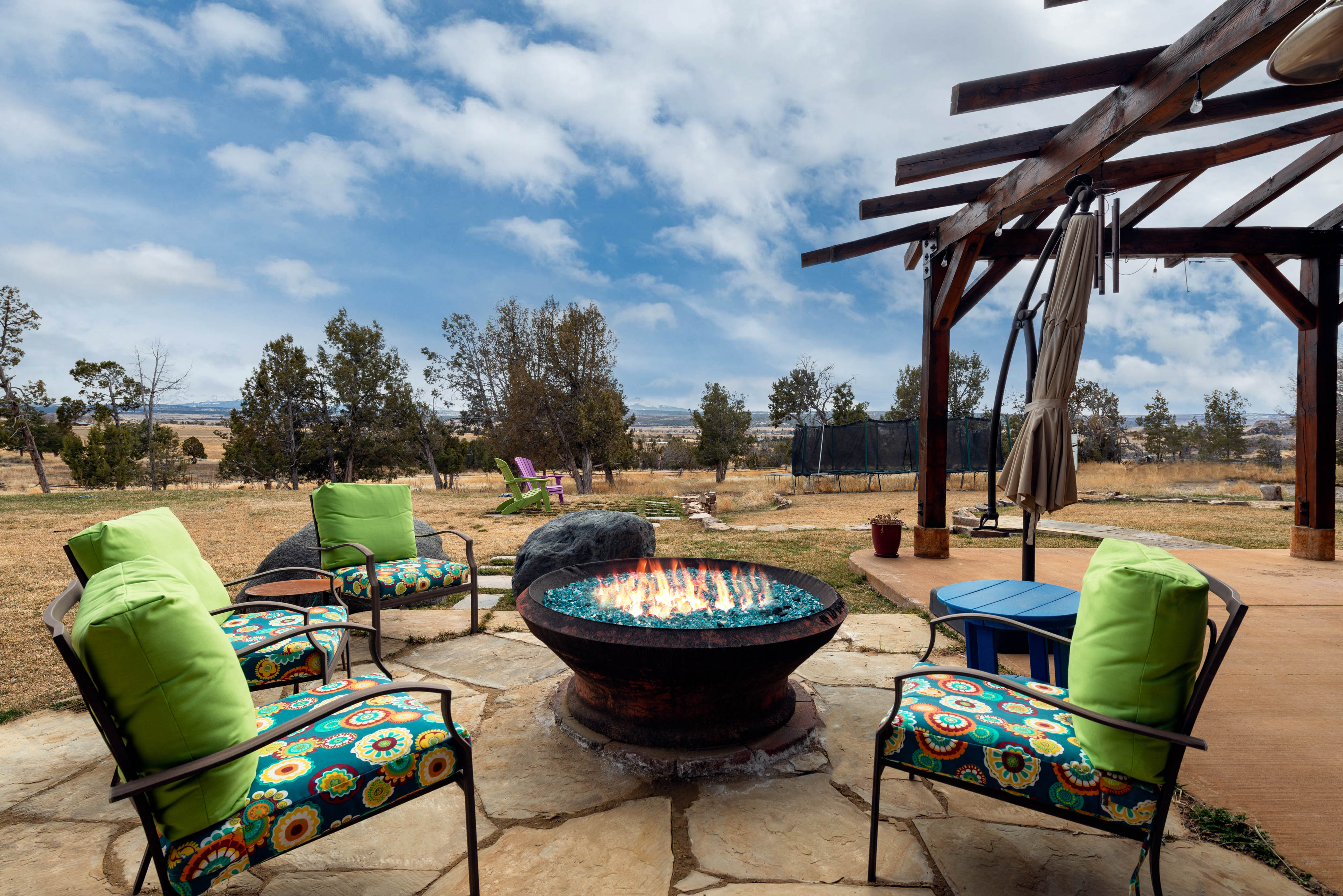 421 JJ Ranch Trail 