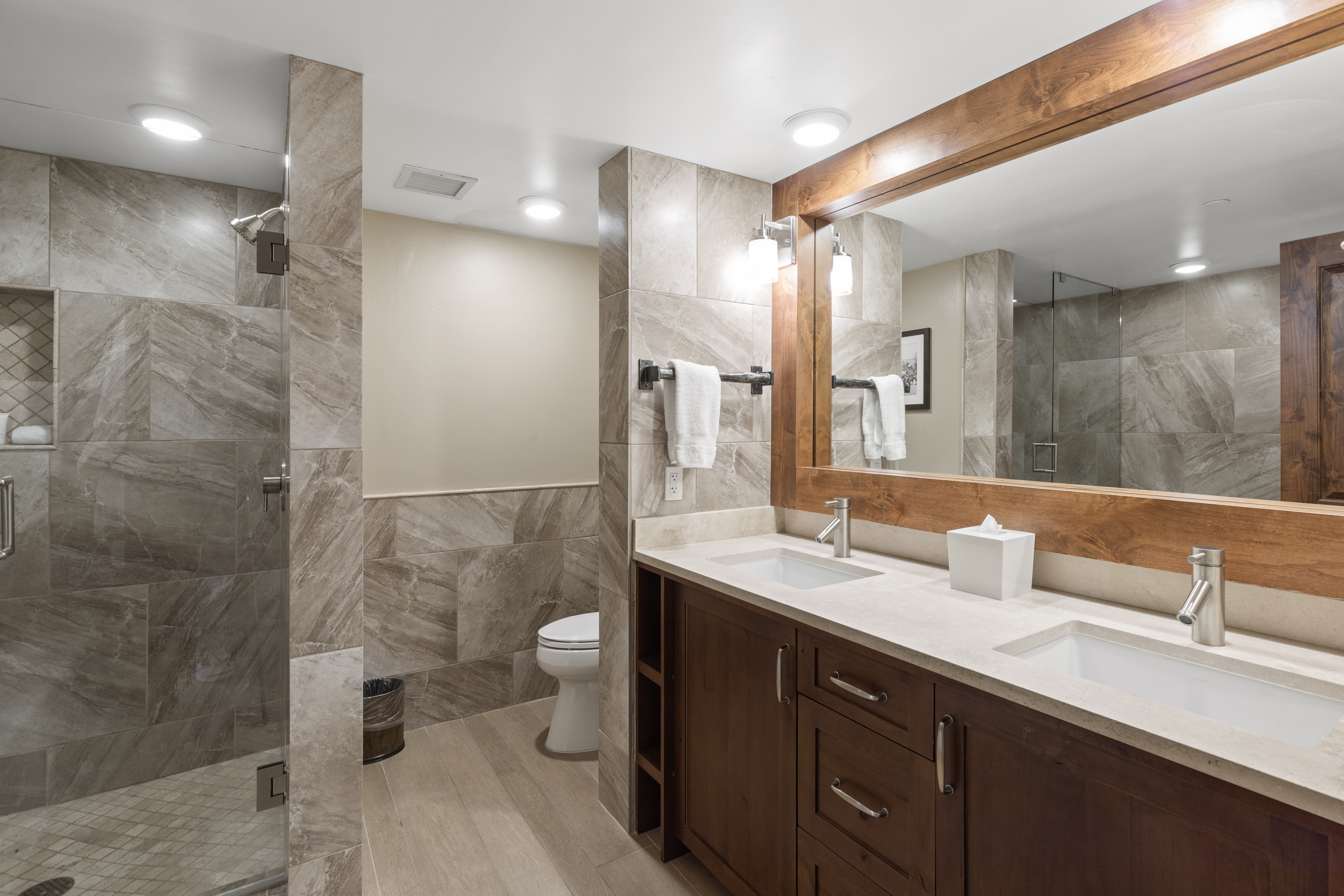 136 Country Club Dr. Units 641, 643, 649