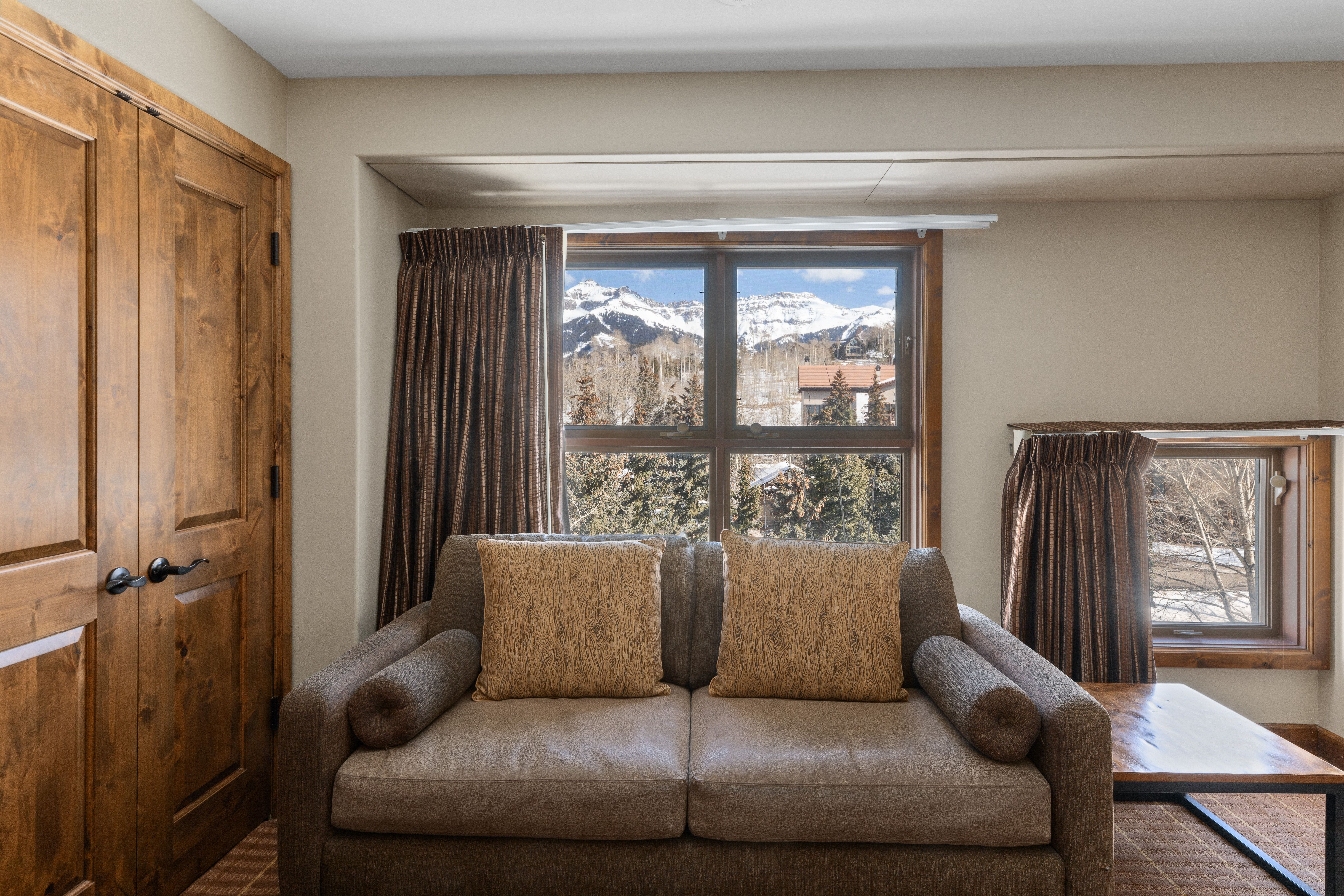 136 Country Club Dr. Units 641, 643, 649