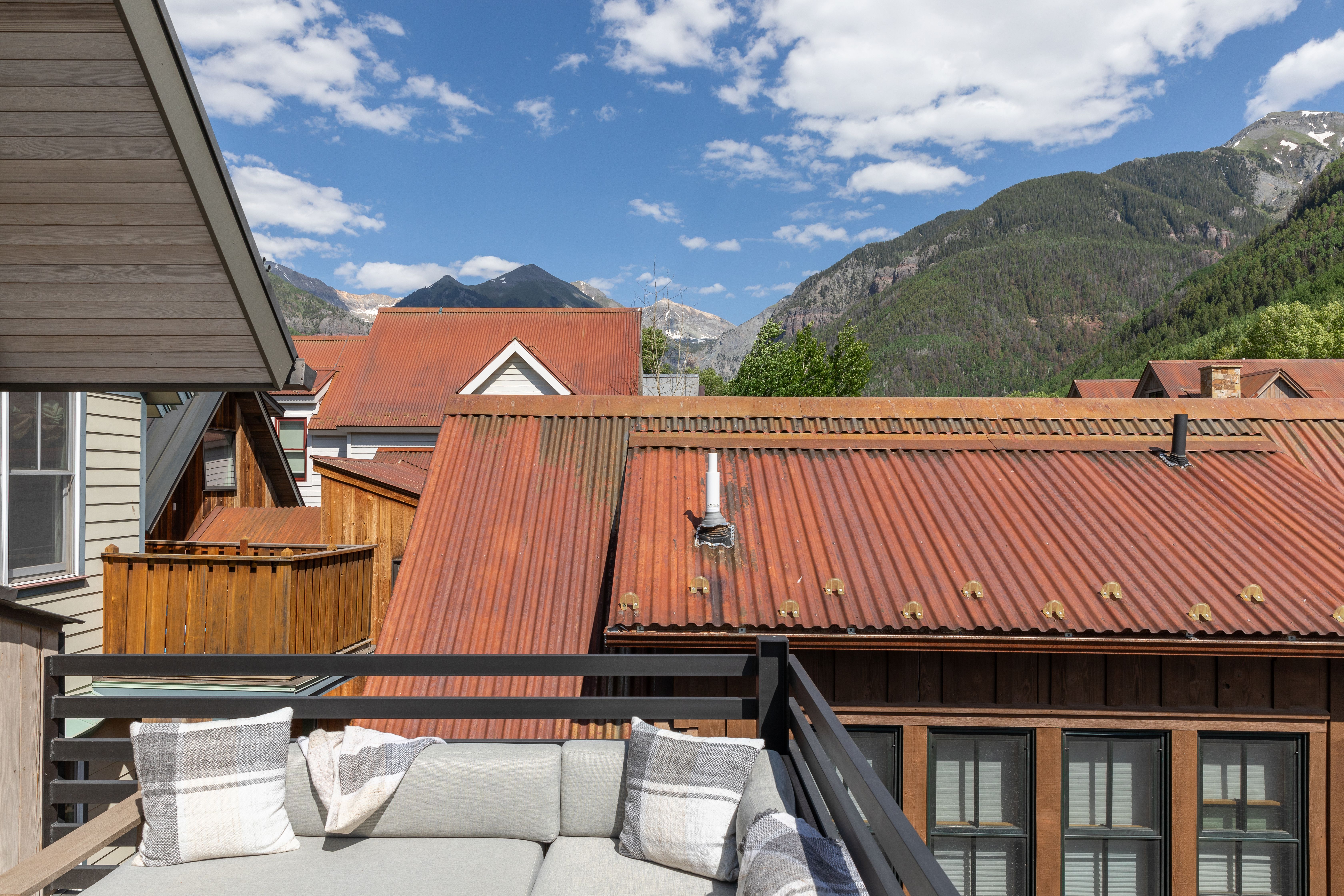 546 W Pacific Avenue, Telluride, CO