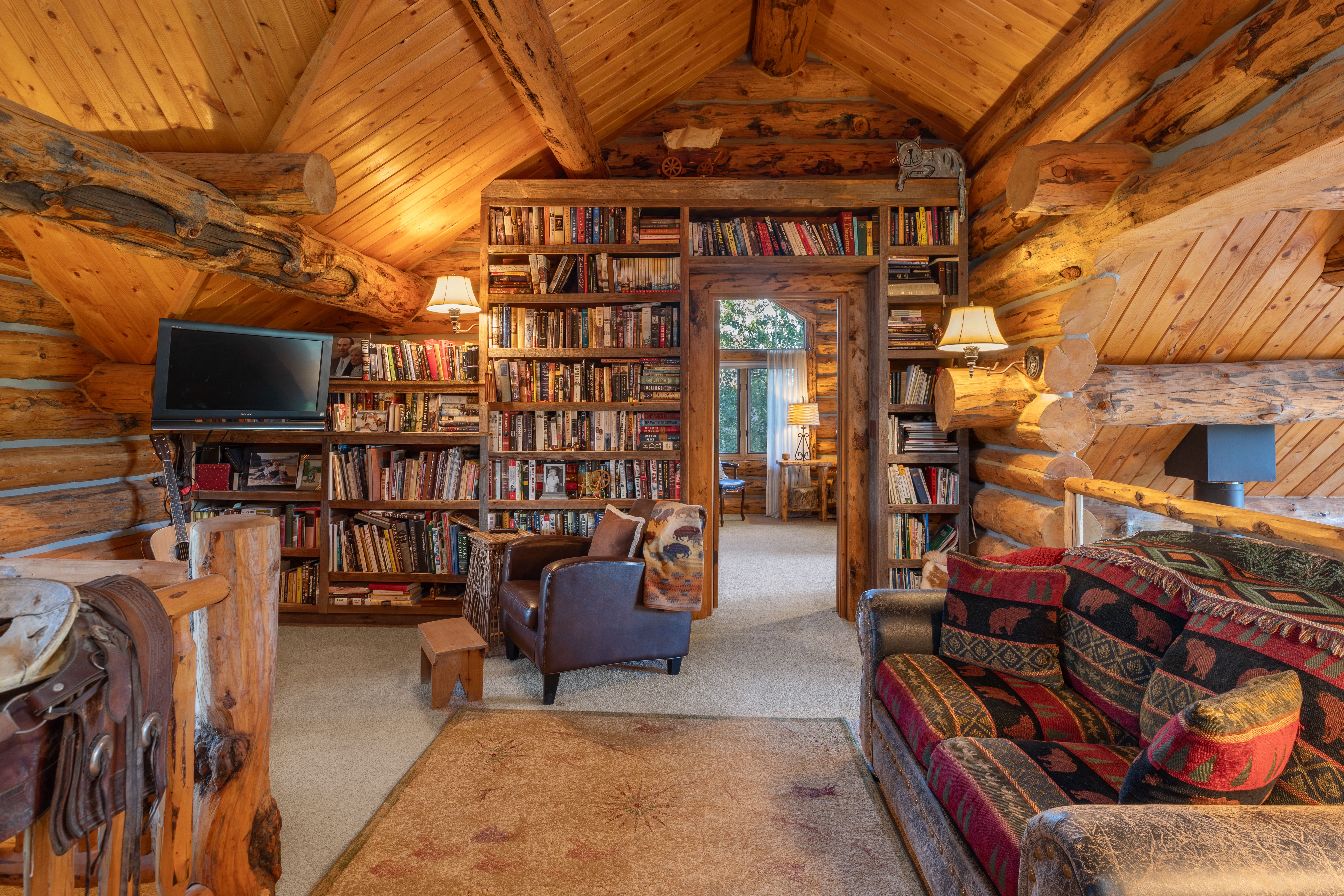706 Hayden View Trail 