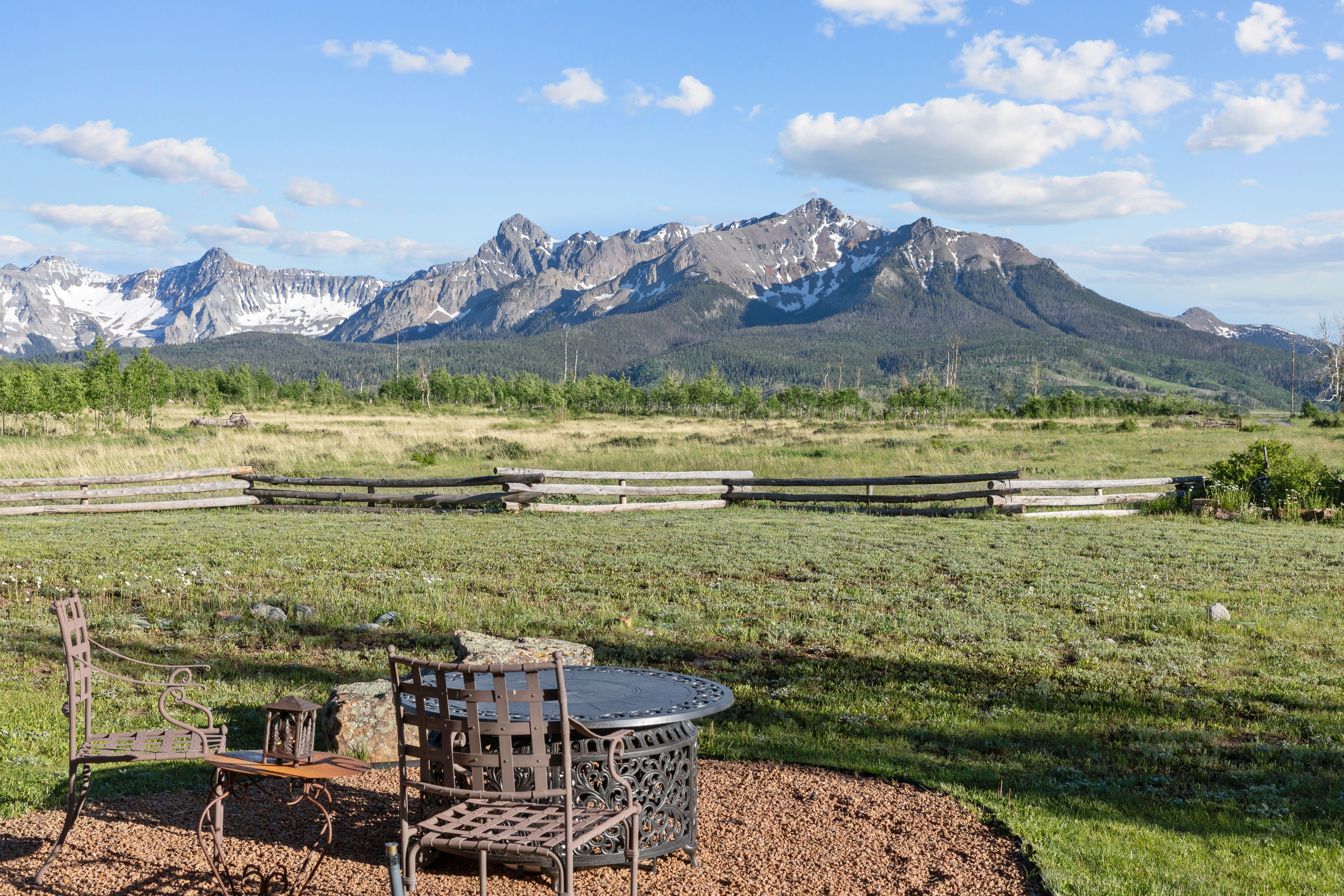 706 Hayden View Trail 