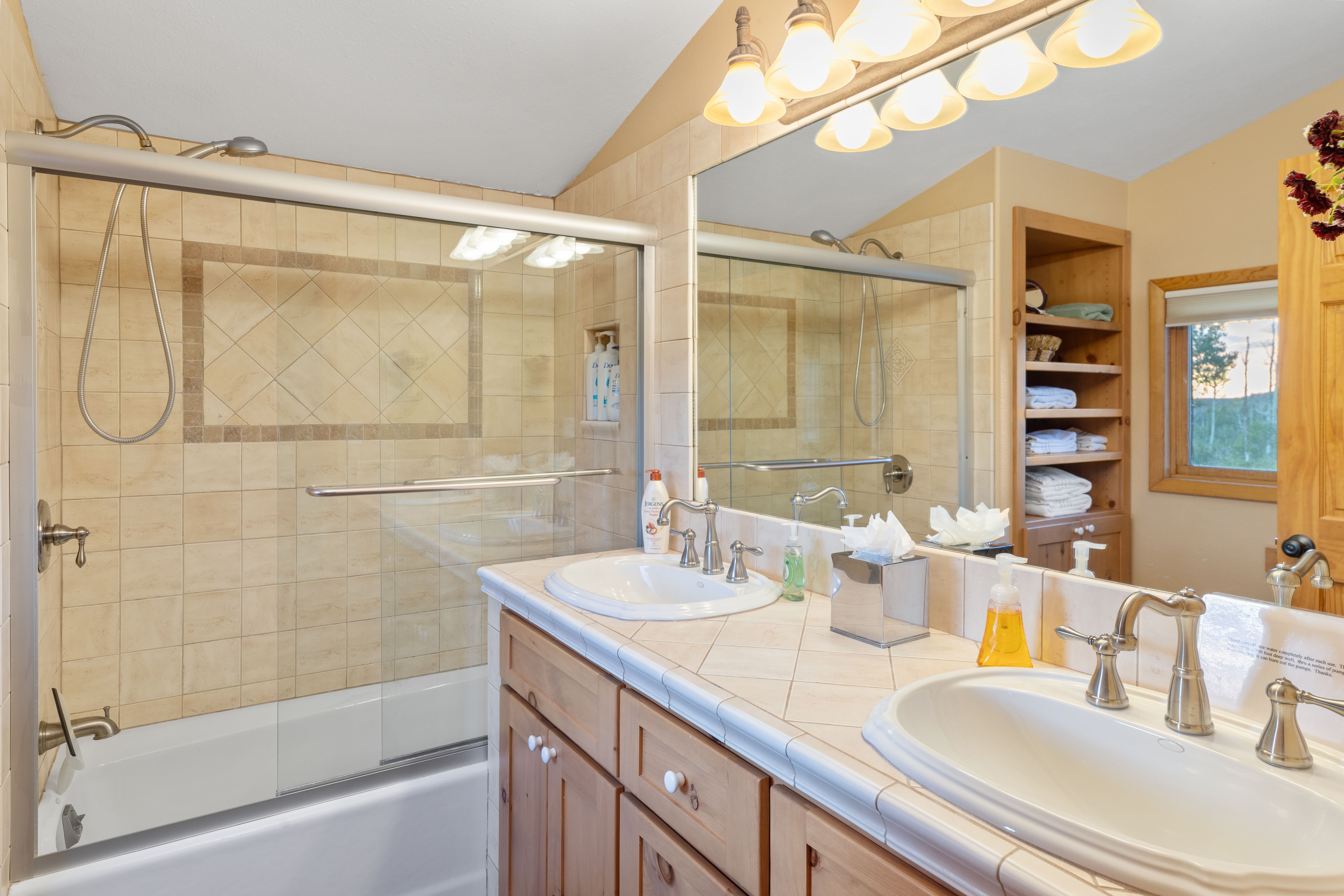 706 Hayden View Trail 