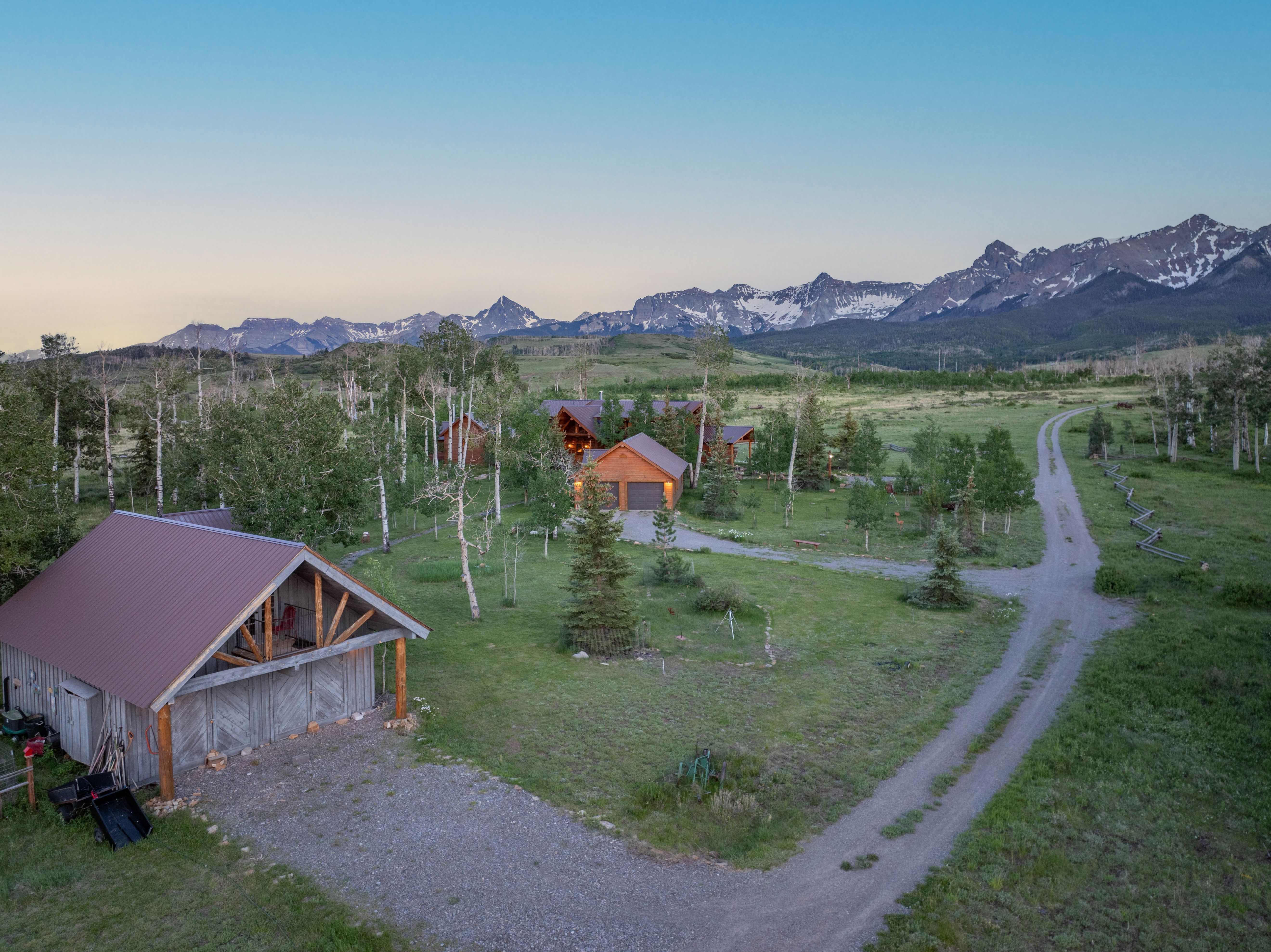 706 Hayden View Trail 