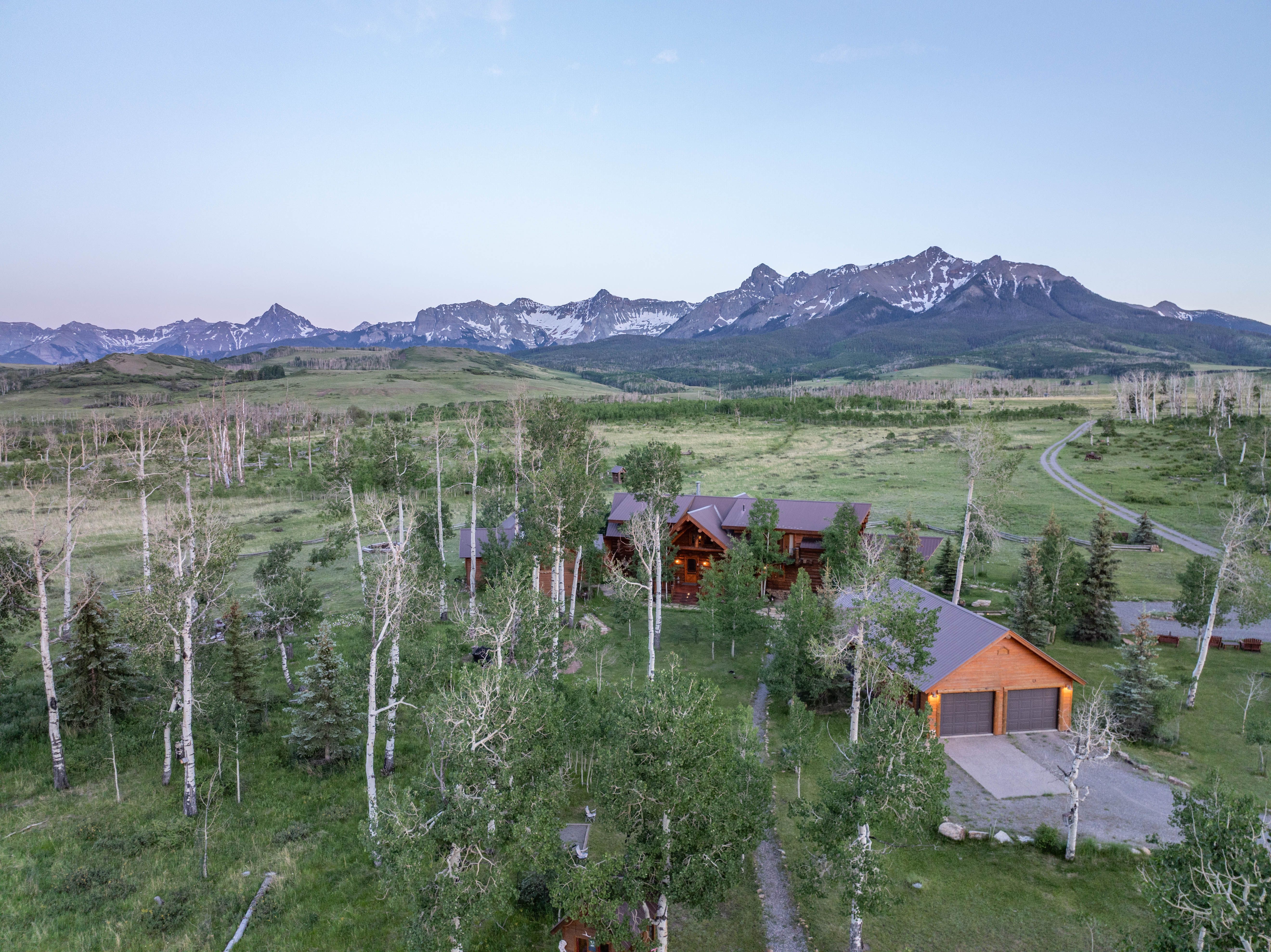 706 Hayden View Trail 