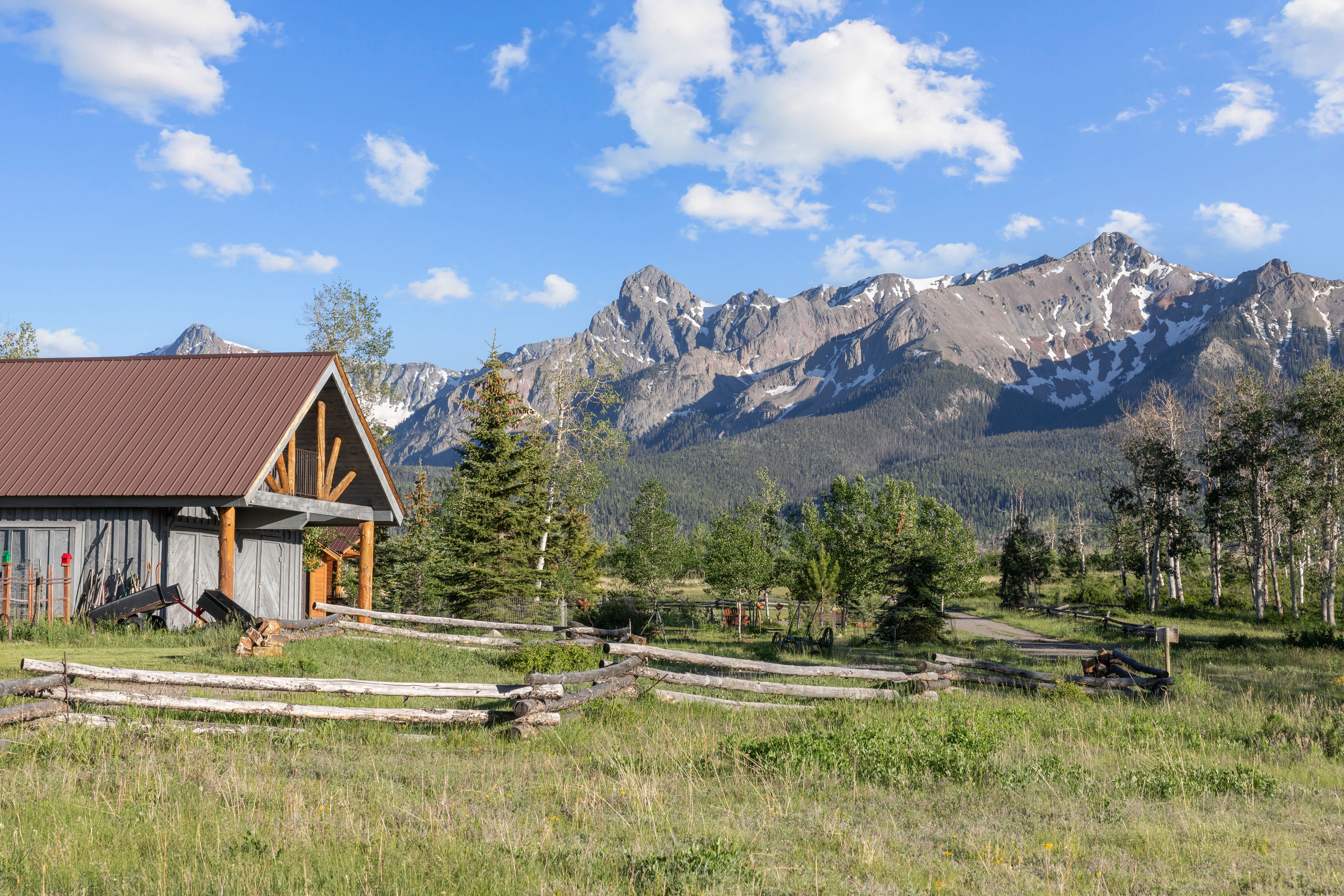 706 Hayden View Trail 